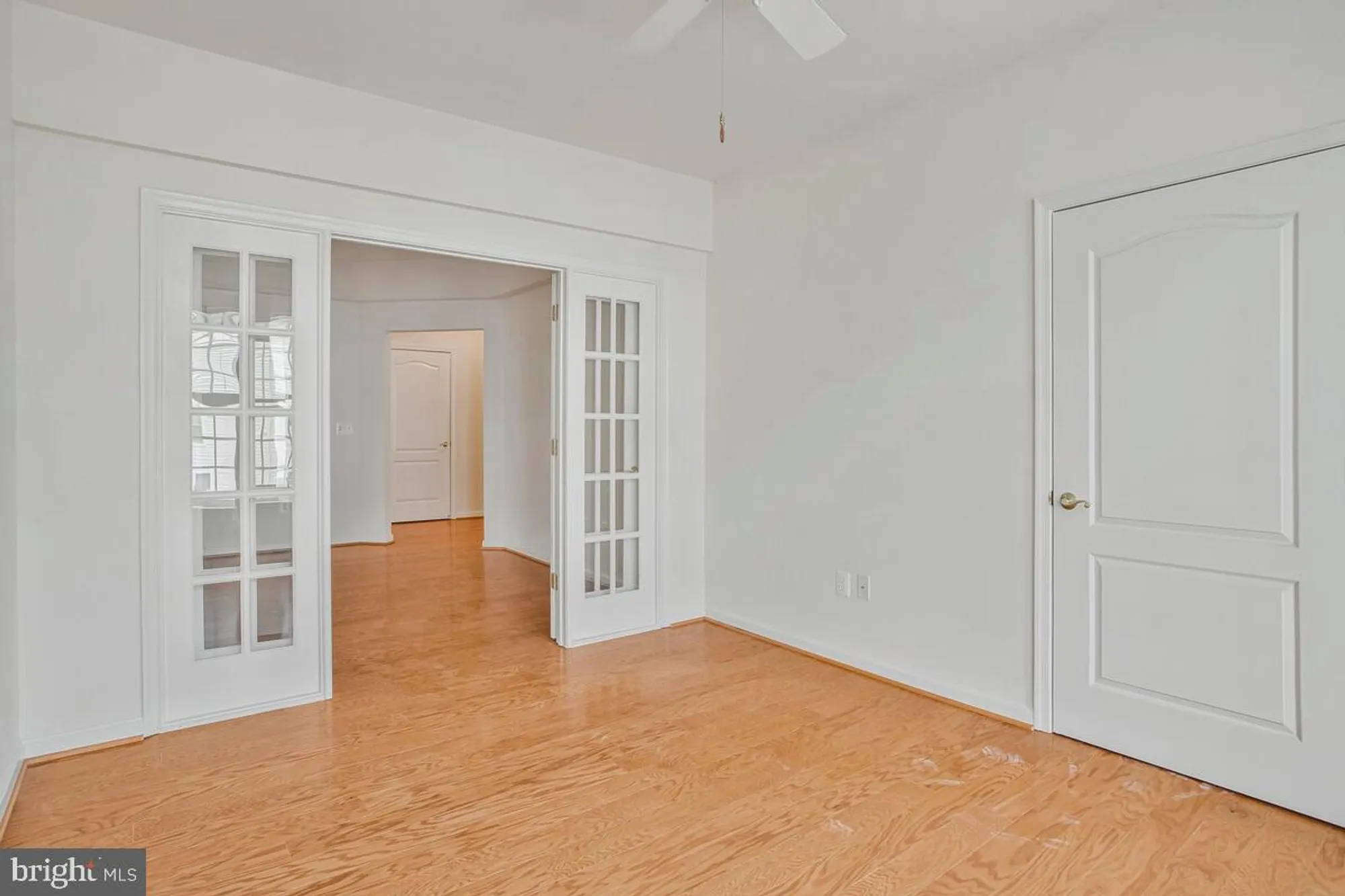 Property Slideshow image 16 of 70 | 7315 brookview rd 302, Elkridge, MD, 21075