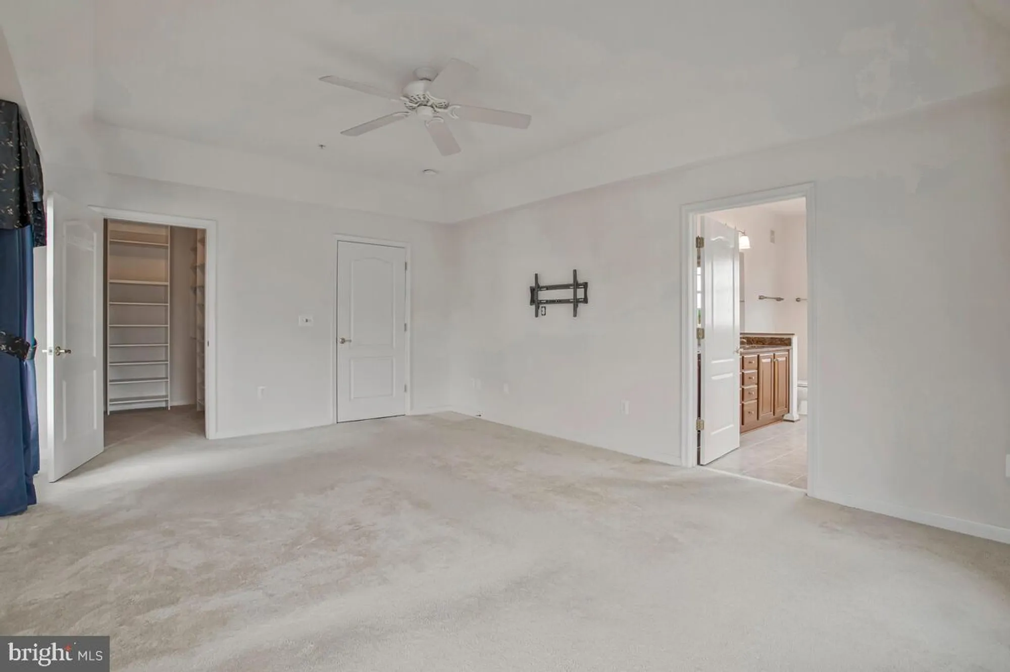 Property Slideshow image 29 of 70 | 7315 brookview rd 302, Elkridge, MD, 21075