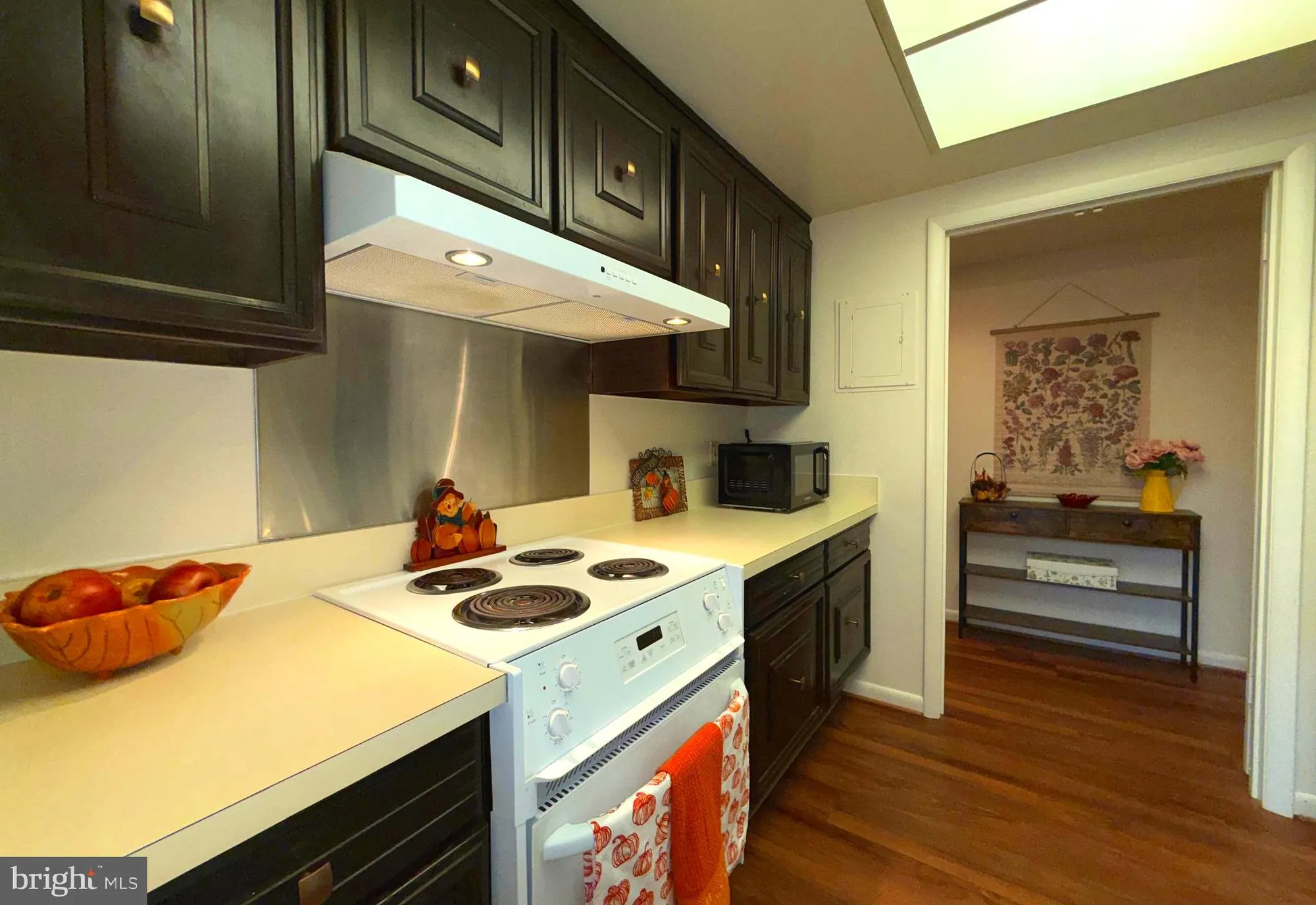 Property Slideshow image 9 of 41 | 3352 chiswick ct 57-2e, Silver Spring, MD, 20906