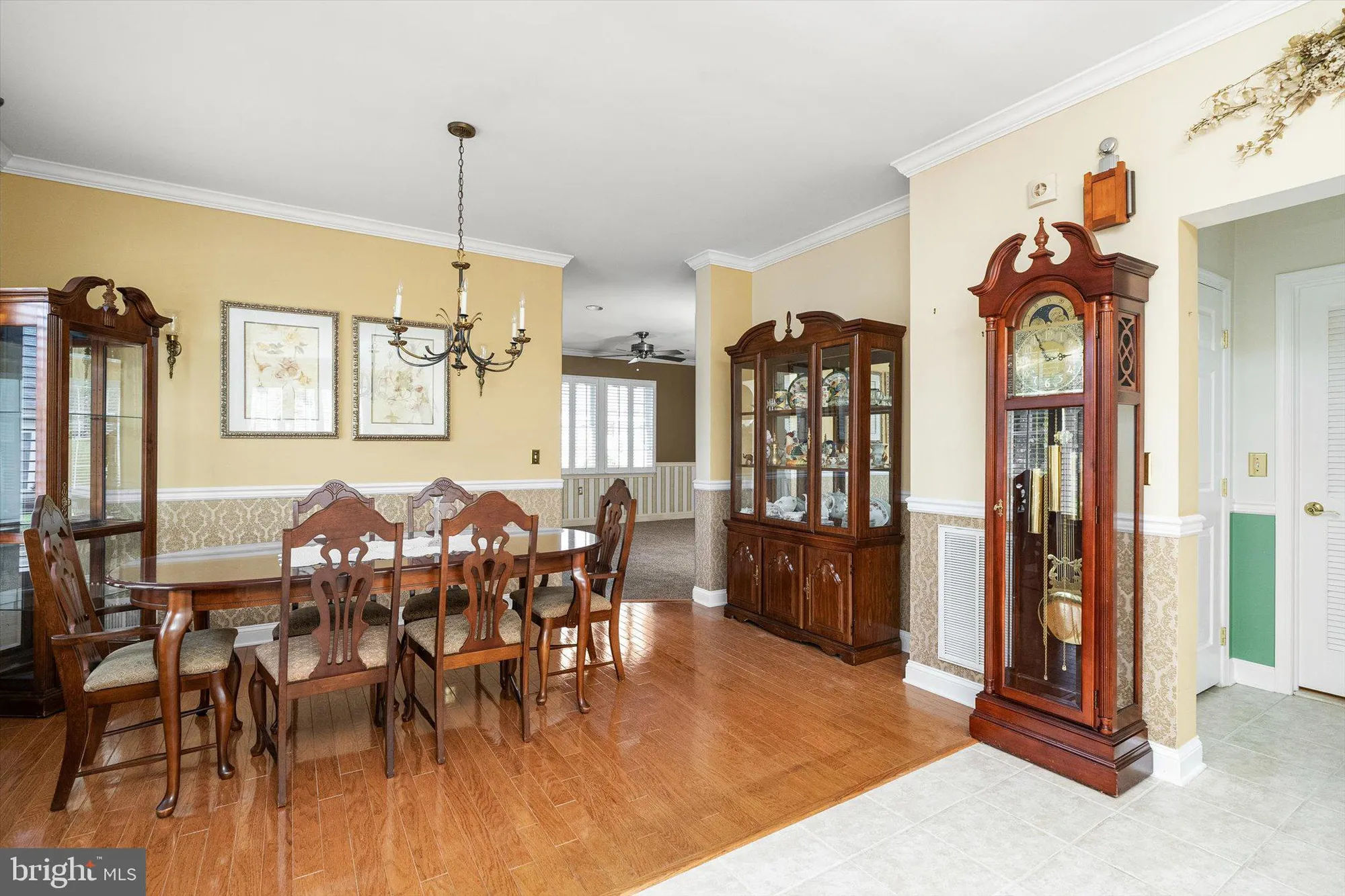 Property Slideshow image 5 of 28 | 18 goldfinch dr, Hamilton, NJ, 08690