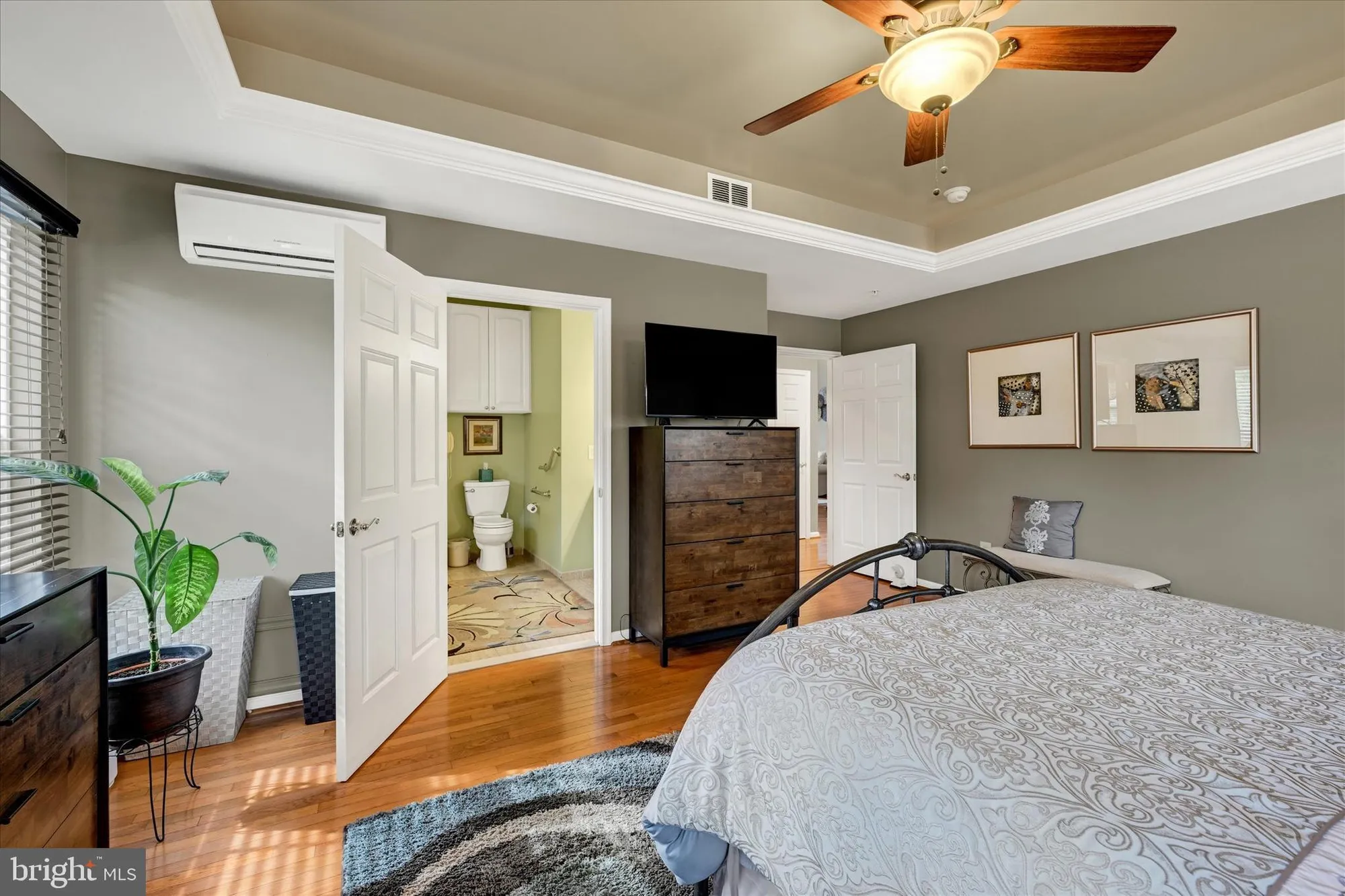 Property Slideshow image 17 of 43 | 8500 bridalwreath way, Pikesville, MD, 21208