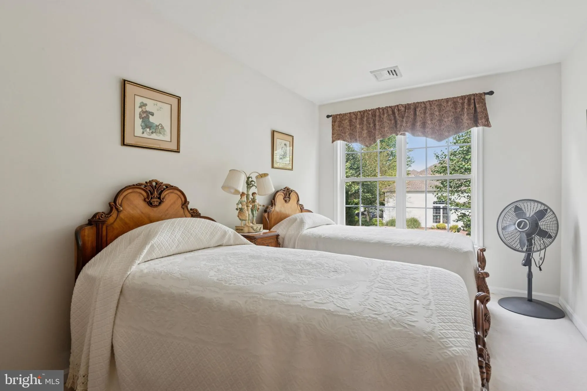 Property Slideshow image 21 of 47 | 213 katsura dr, Kennett Square, PA, 19348