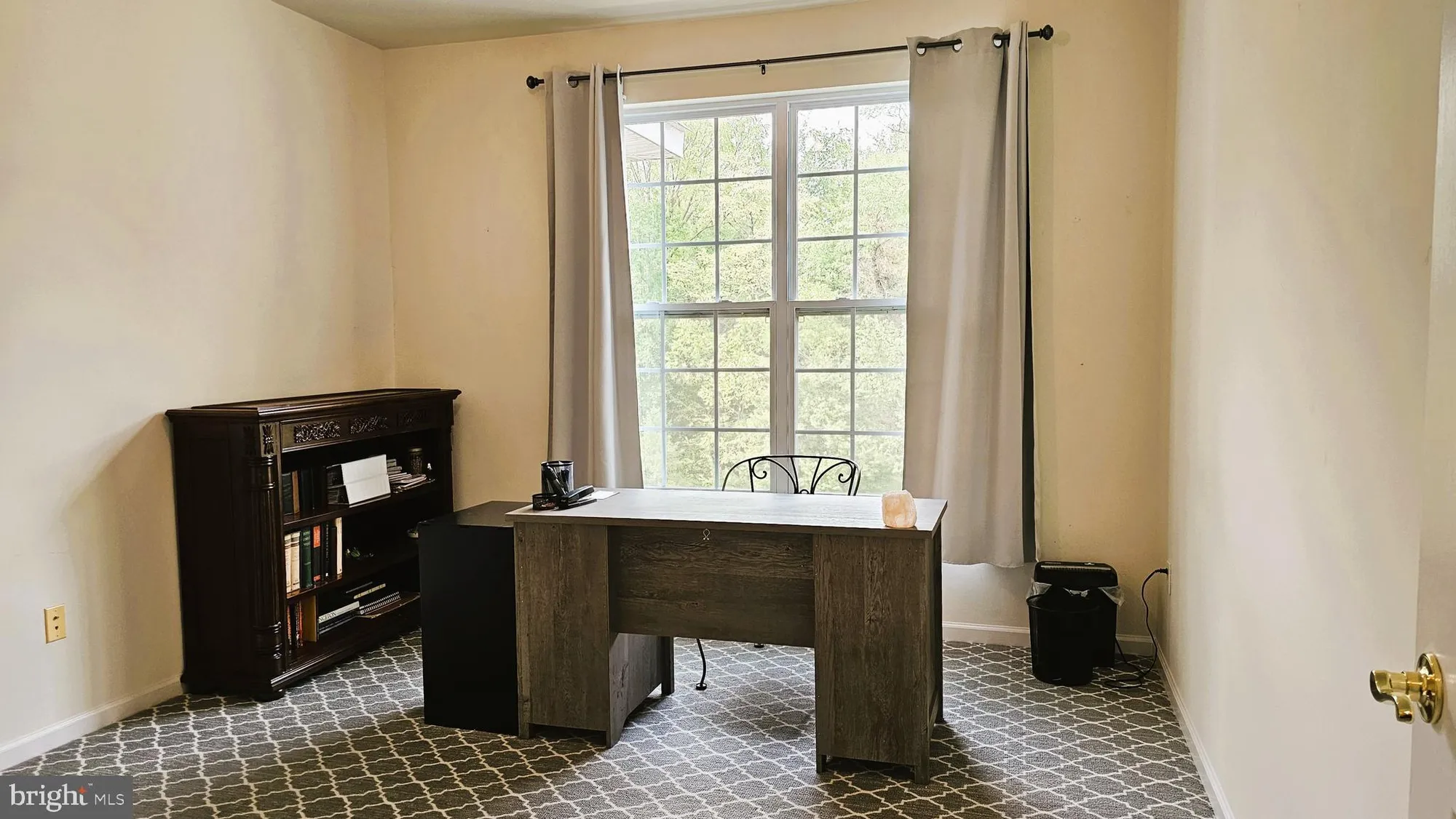 Property Slideshow image 10 of 31 | 1409 colts cir d, Lawrenceville, NJ, 08648