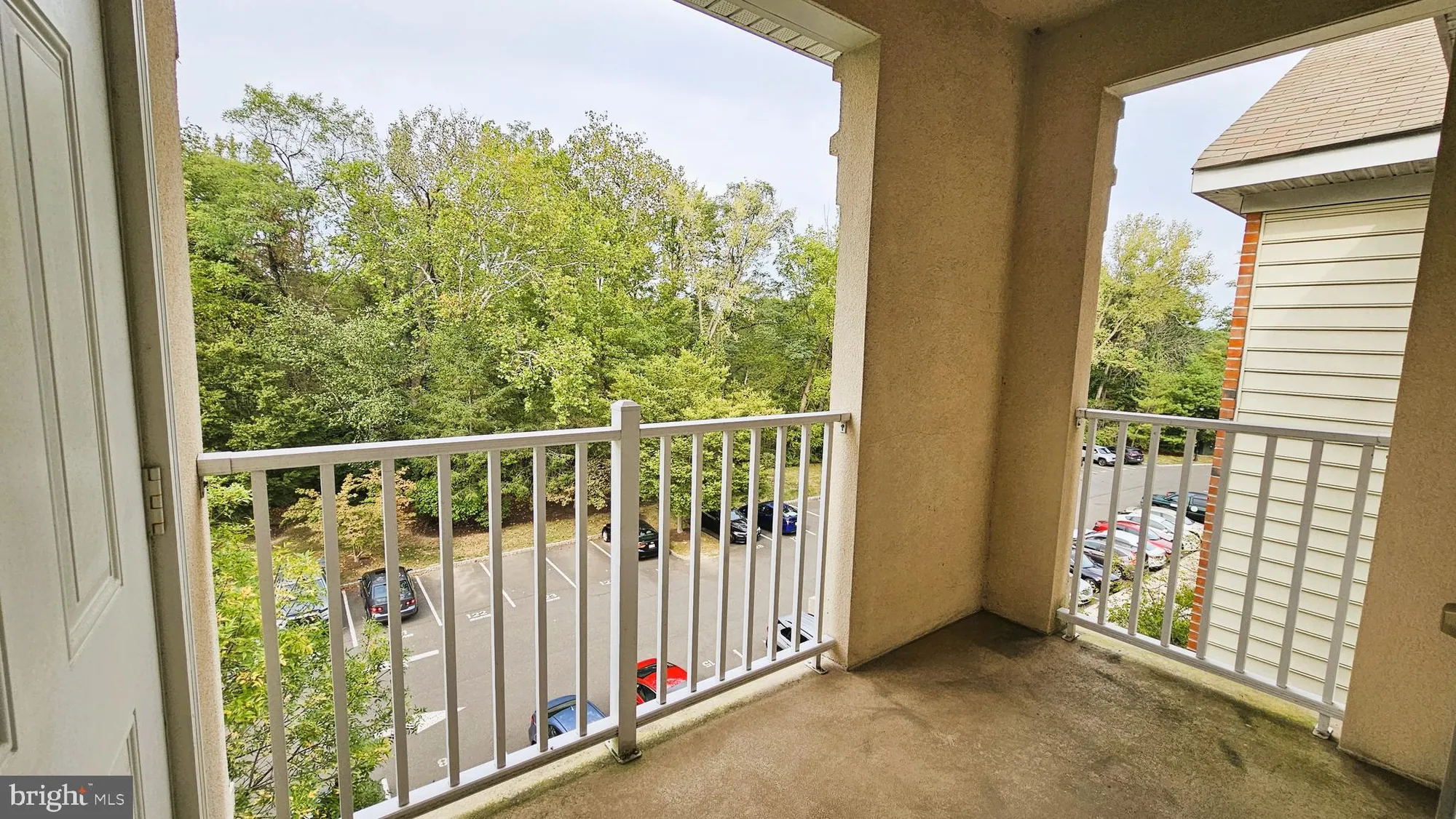 Property Slideshow image 14 of 31 | 1409 colts cir d, Lawrenceville, NJ, 08648