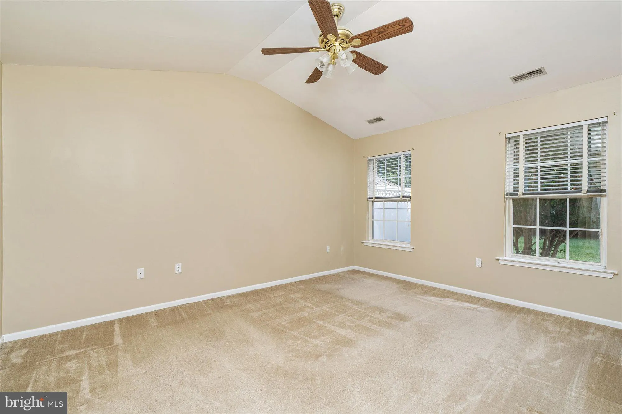 Property Slideshow image 21 of 46 | 120 kingston blvd, Hamilton, NJ, 08690