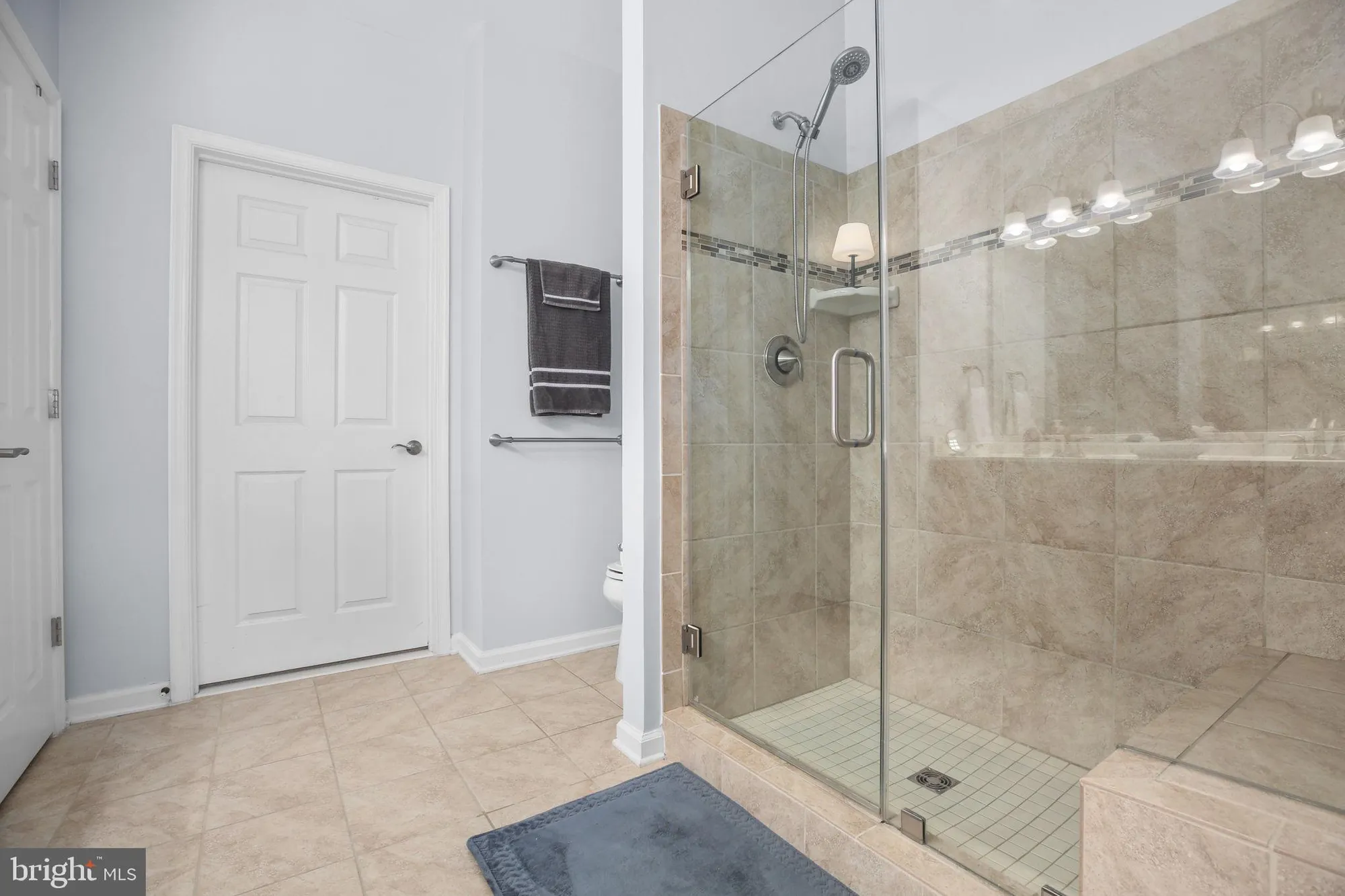 Property Slideshow image 13 of 32 | 183 long point dr, Fredericksburg, VA, 22406