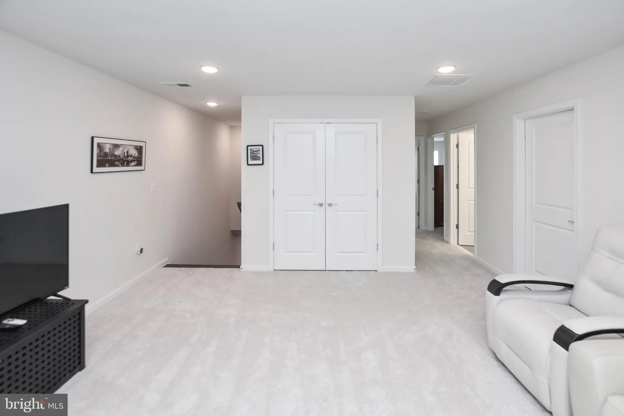 Property Slideshow image 24 of 39 | 19873 silvery blue ter, Ashburn, VA, 20147