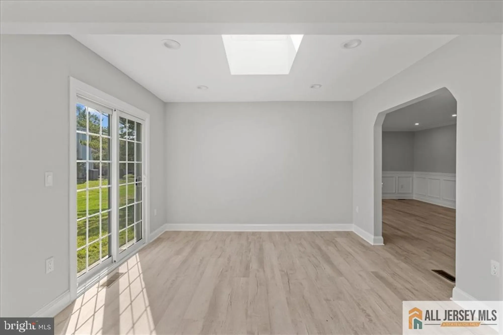 Property Slideshow image 14 of 27 | 1 rothwell dr, Monroe Township, NJ, 08831