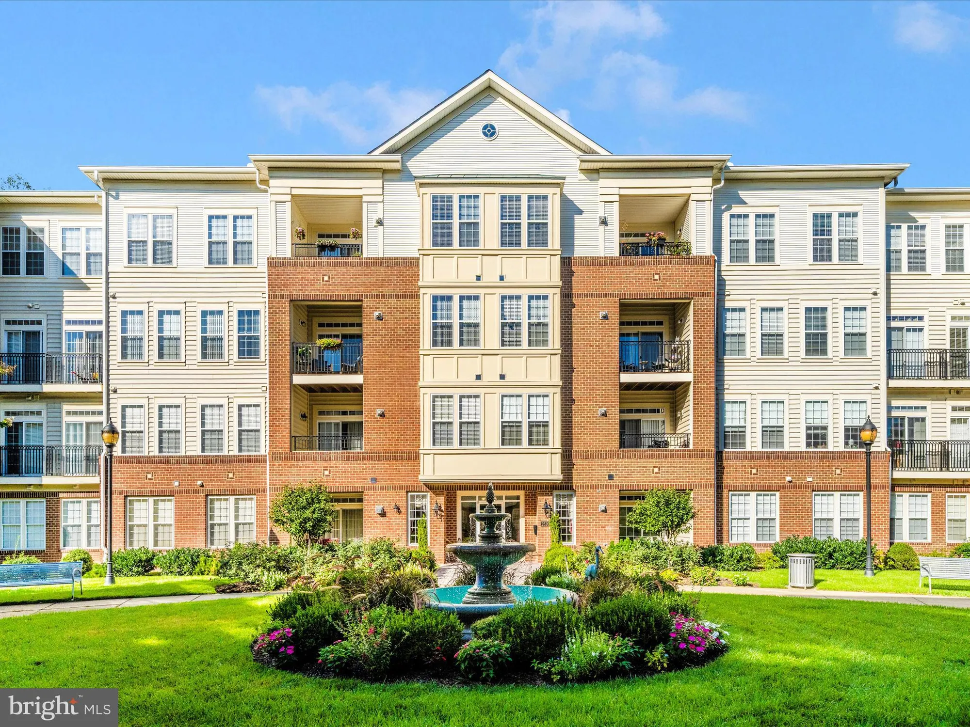 Property Slideshow image 1 of 62 | 2520 kensington gdns unit 401, Ellicott City, MD, 21043