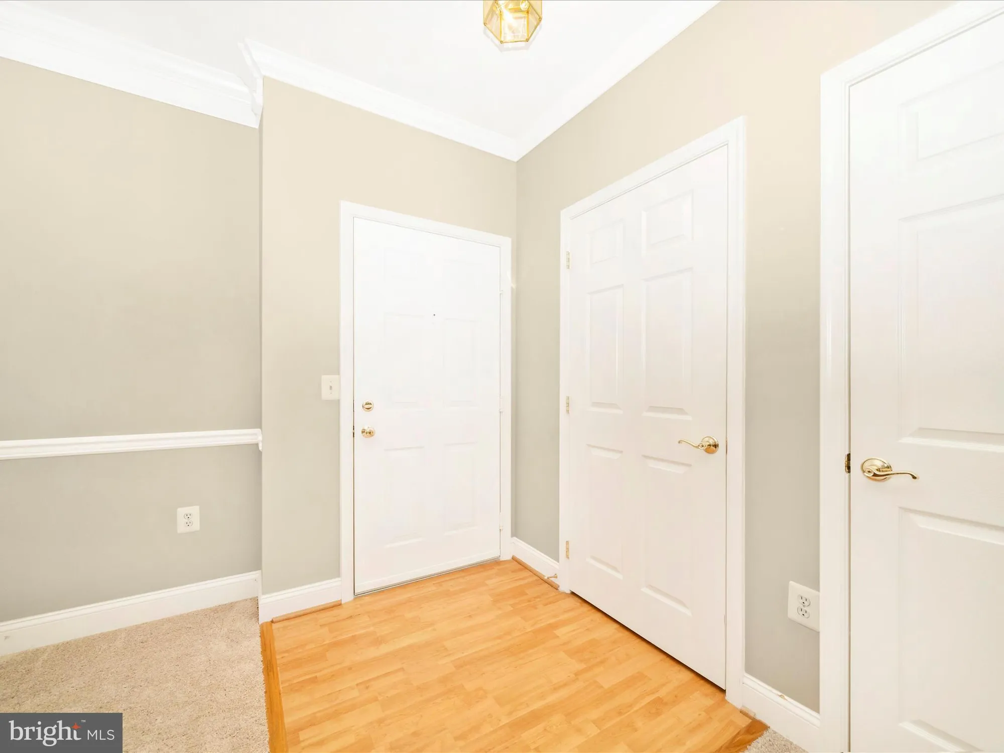 Property Slideshow image 7 of 62 | 2520 kensington gdns unit 401, Ellicott City, MD, 21043