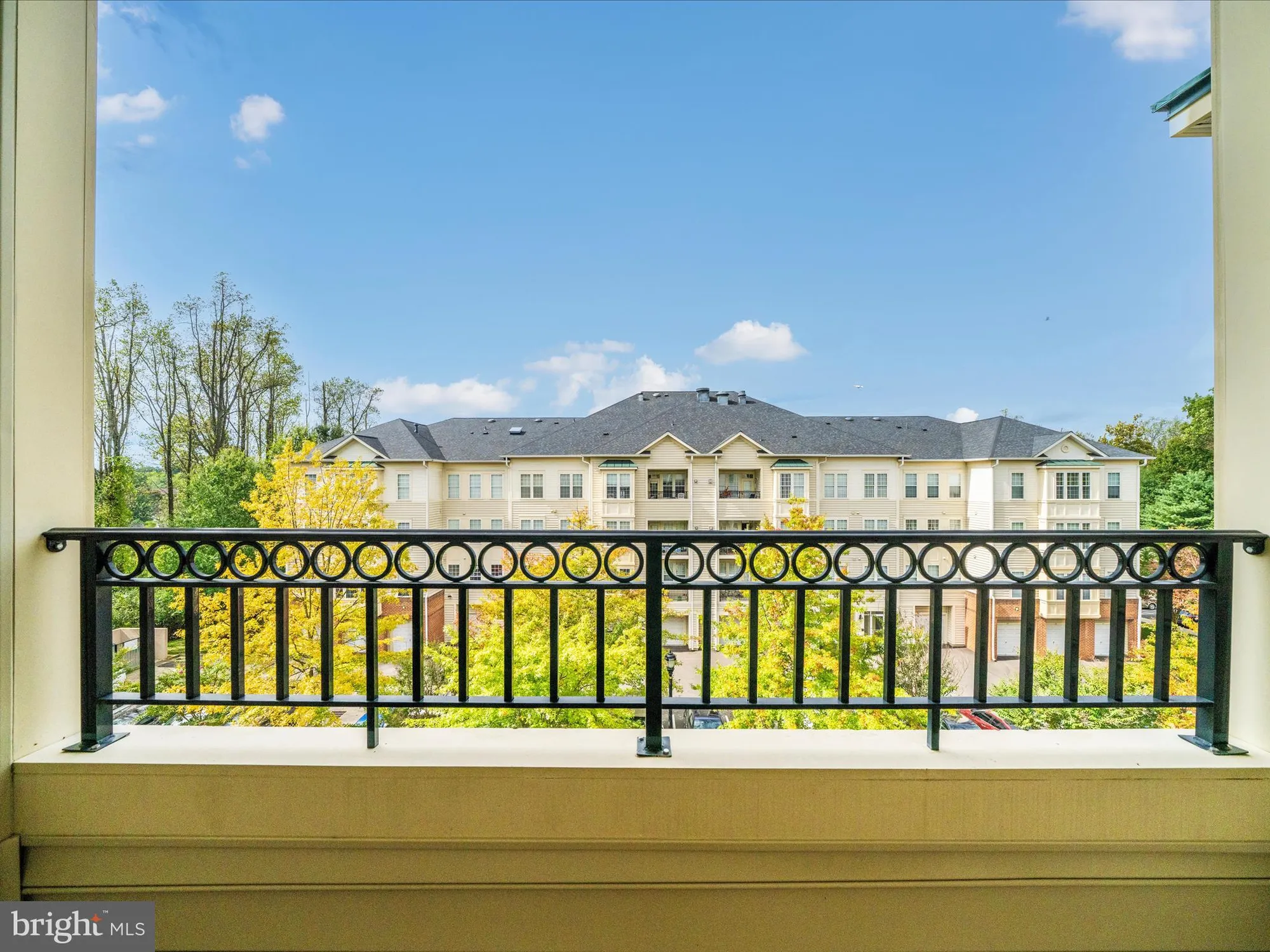 Property Slideshow image 43 of 62 | 2520 kensington gdns unit 401, Ellicott City, MD, 21043