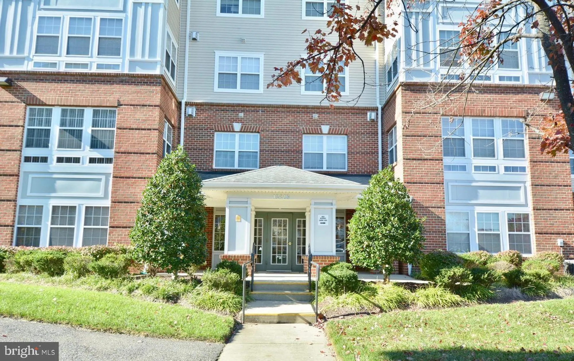 Property Slideshow image 1 of 26 | 13216 fox bow dr 305, Upper Marlboro, MD, 20774