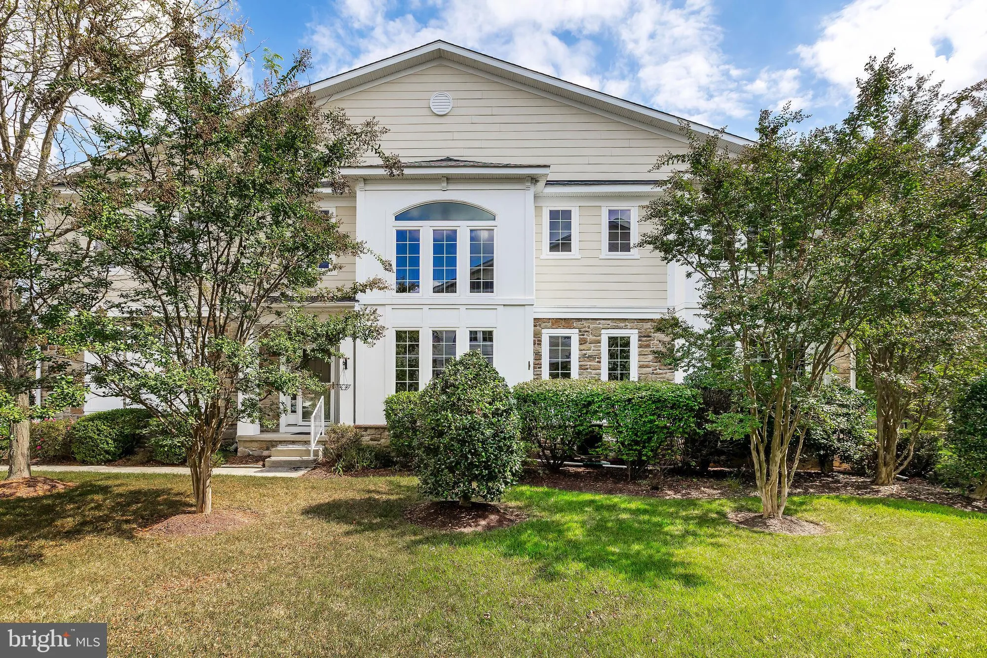 Property Slideshow image 3 of 69 | 8781 endless ocean way 58, Columbia, MD, 21045