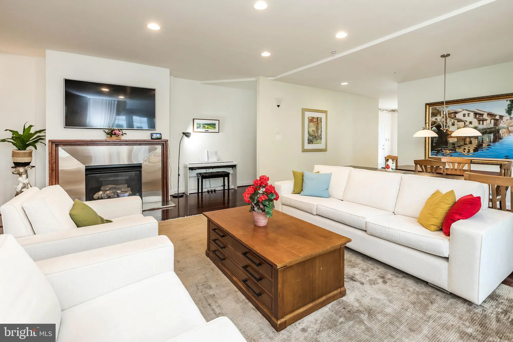 Property Slideshow image 9 of 69 | 8781 endless ocean way 58, Columbia, MD, 21045