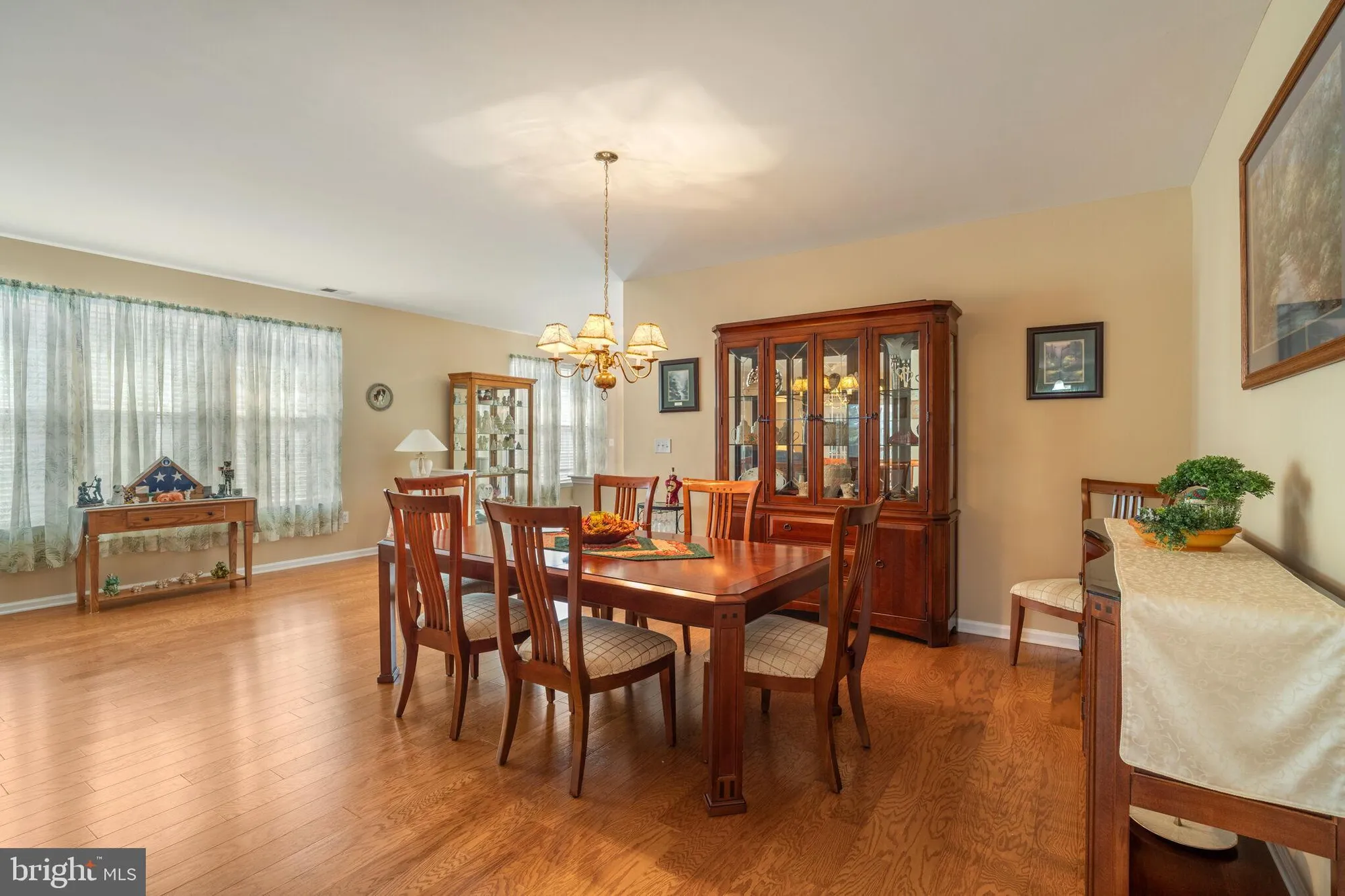 Property Slideshow image 22 of 77 | 6 mountain stream ct, Barnegat, NJ, 08005