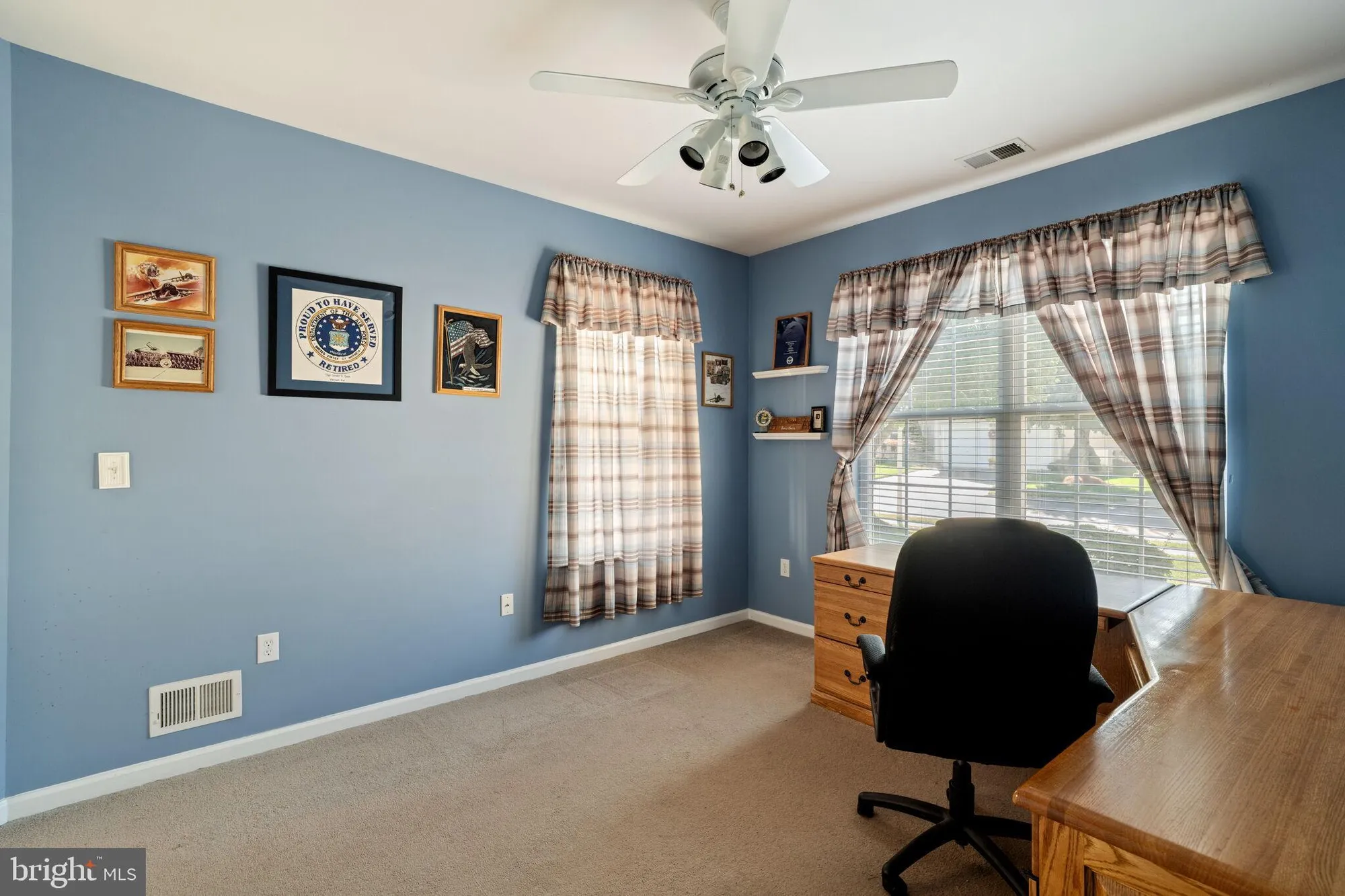 Property Slideshow image 17 of 77 | 6 mountain stream ct, Barnegat, NJ, 08005