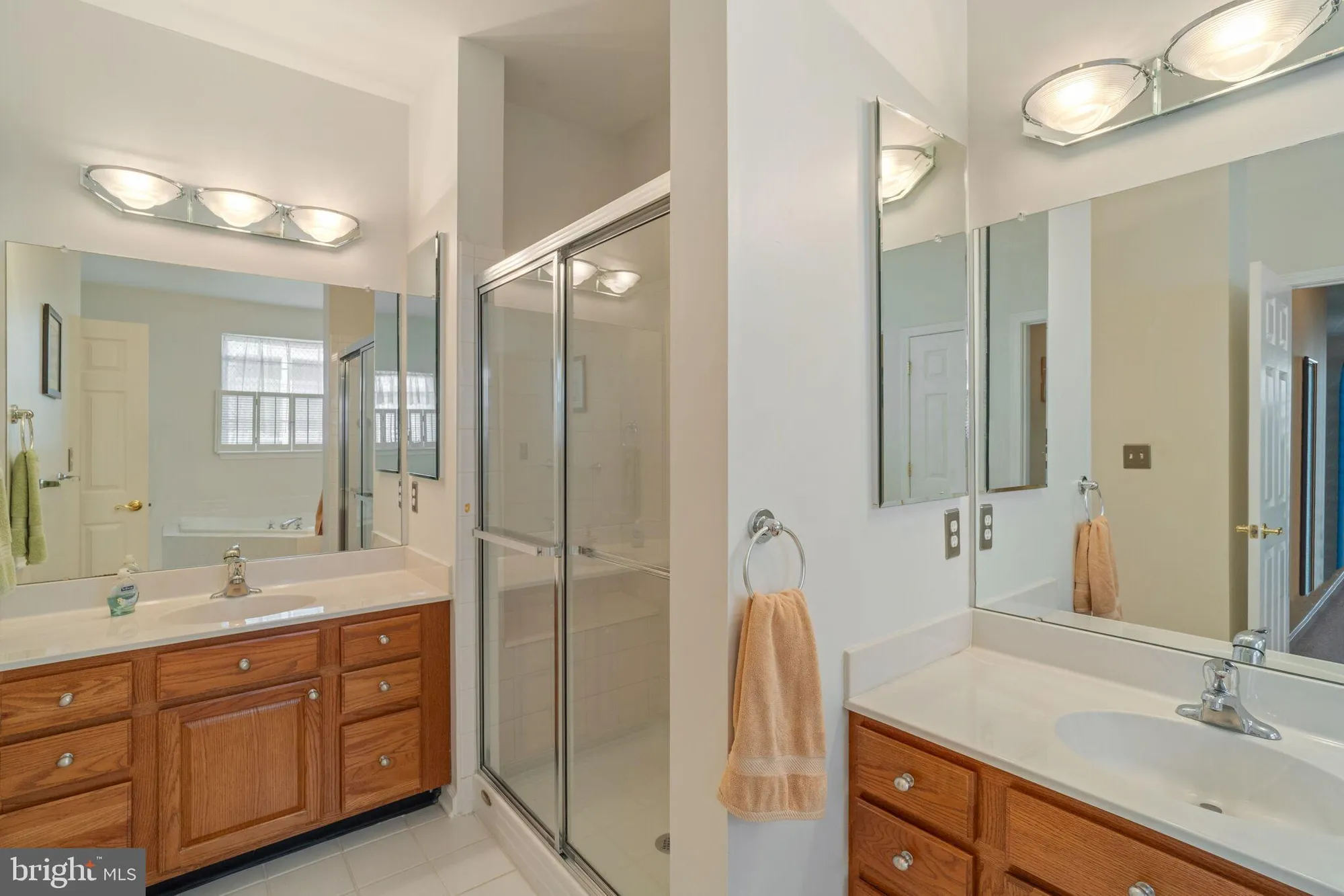 Property Slideshow image 37 of 77 | 6 mountain stream ct, Barnegat, NJ, 08005