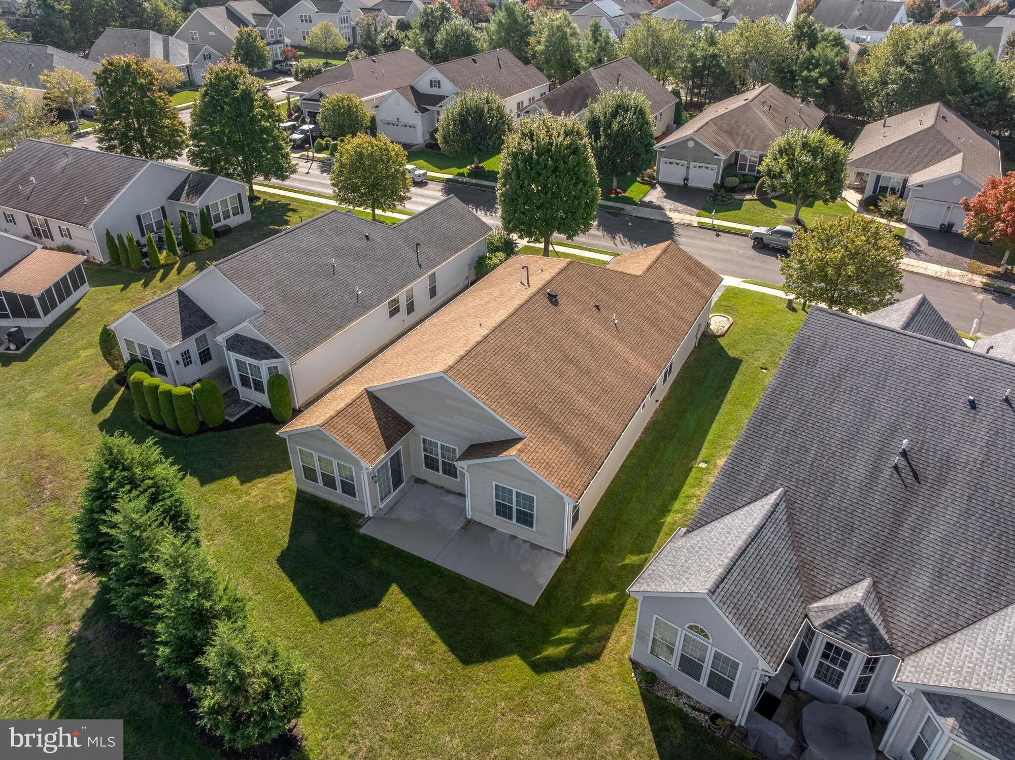 Property Slideshow image 50 of 77 | 6 mountain stream ct, Barnegat, NJ, 08005