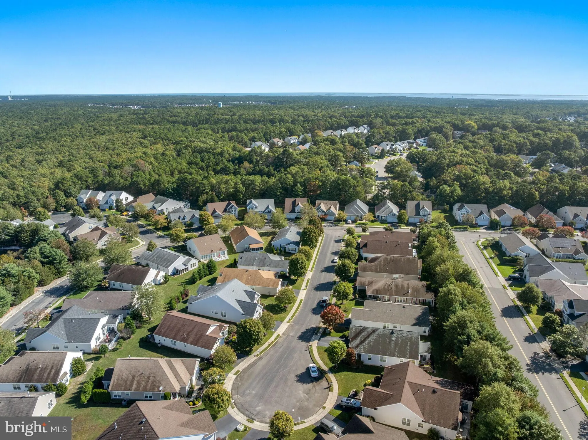 Property Slideshow image 53 of 77 | 6 mountain stream ct, Barnegat, NJ, 08005