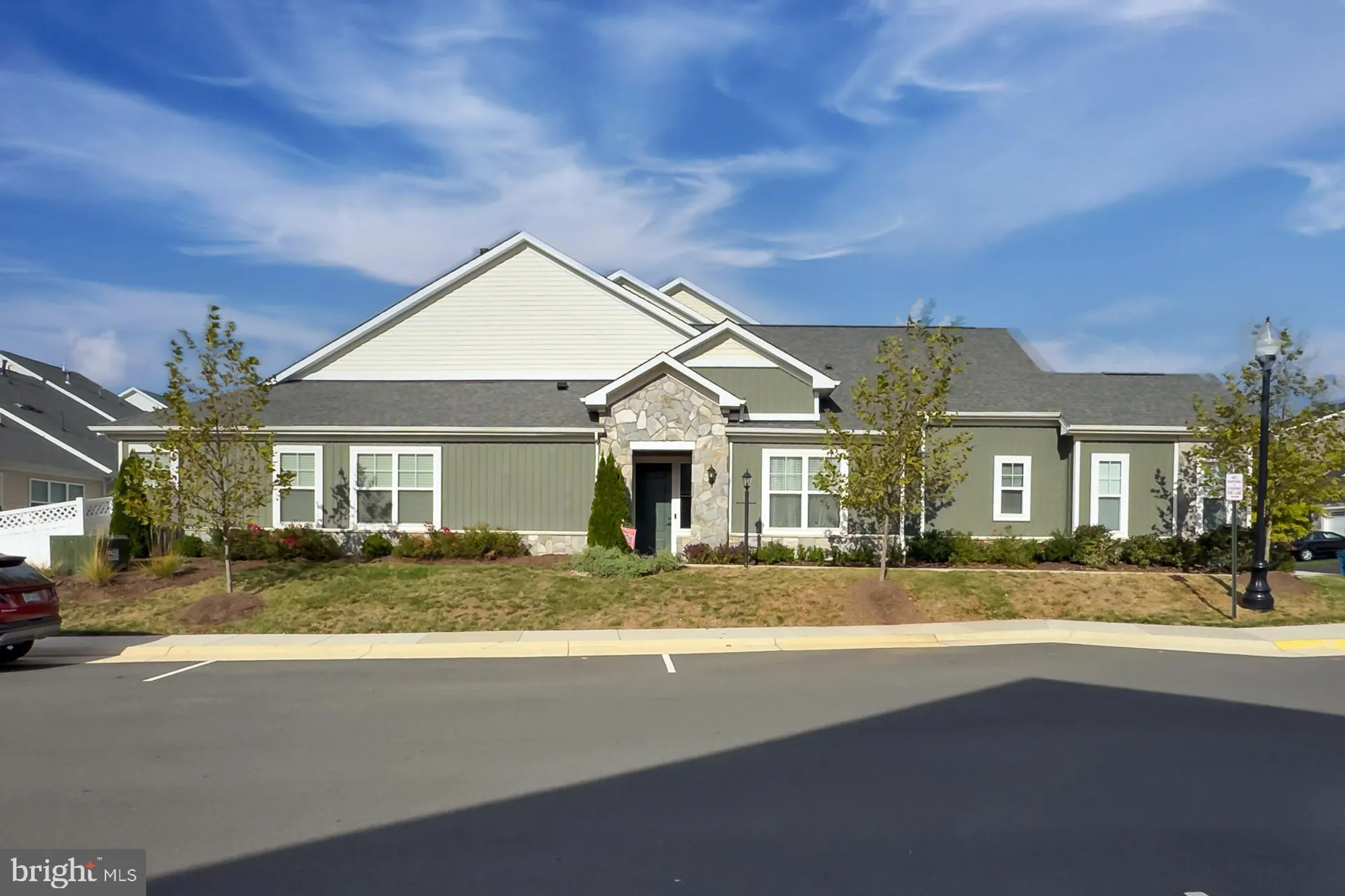 Property Slideshow image 1 of 73 | 42783 firefly sonata ter, Ashburn, VA, 20148