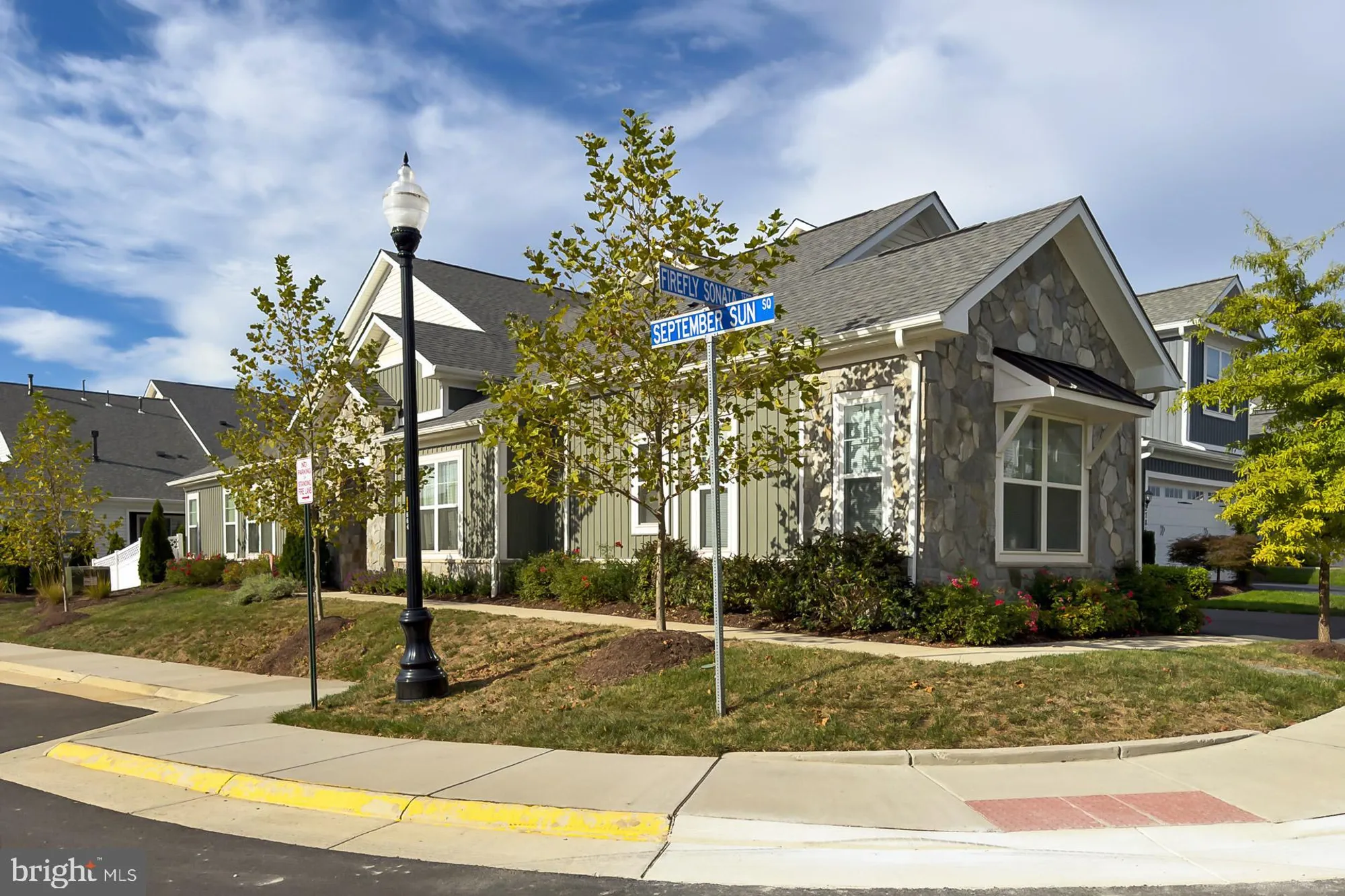 Property Slideshow image 2 of 73 | 42783 firefly sonata ter, Ashburn, VA, 20148