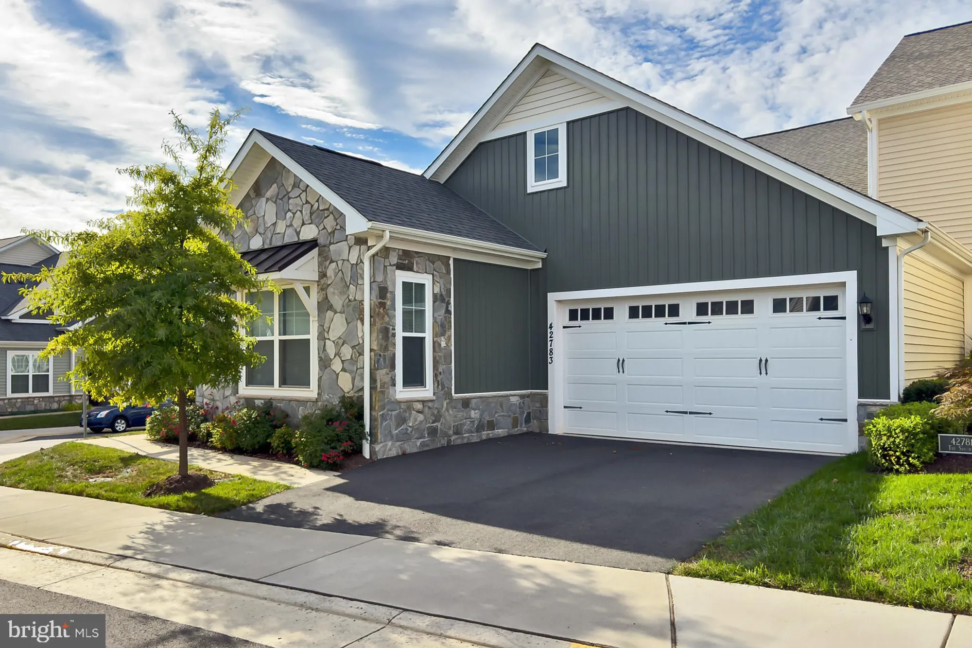 Property Slideshow image 4 of 73 | 42783 firefly sonata ter, Ashburn, VA, 20148