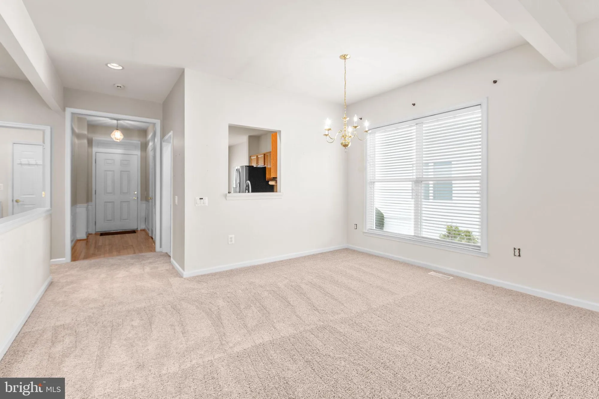 Property Slideshow image 12 of 53 | 304 bridgewater cir, Fredericksburg, VA, 22406