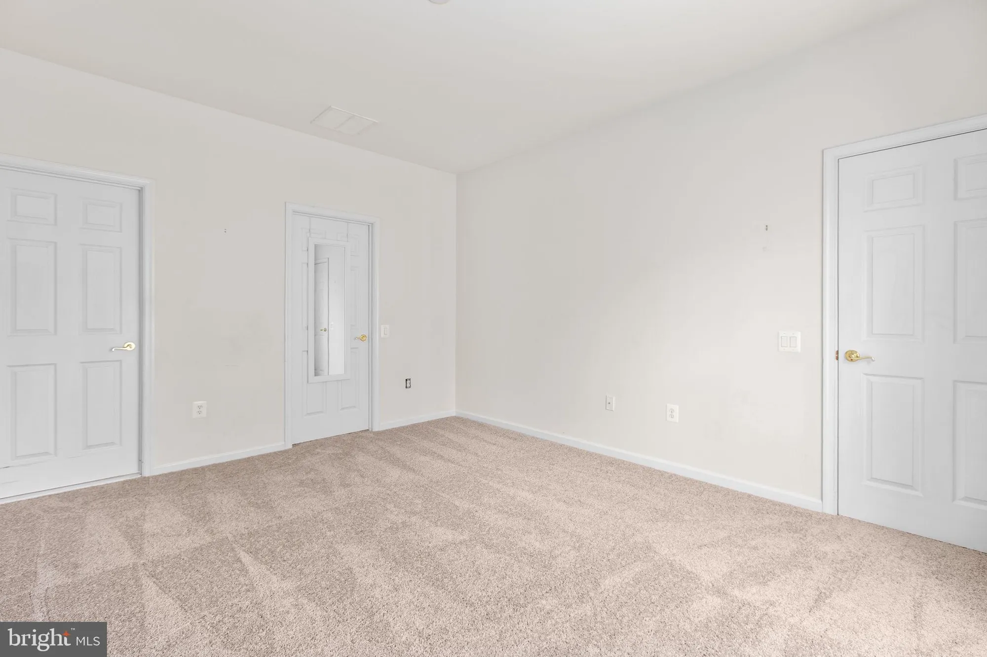 Property Slideshow image 27 of 53 | 304 bridgewater cir, Fredericksburg, VA, 22406