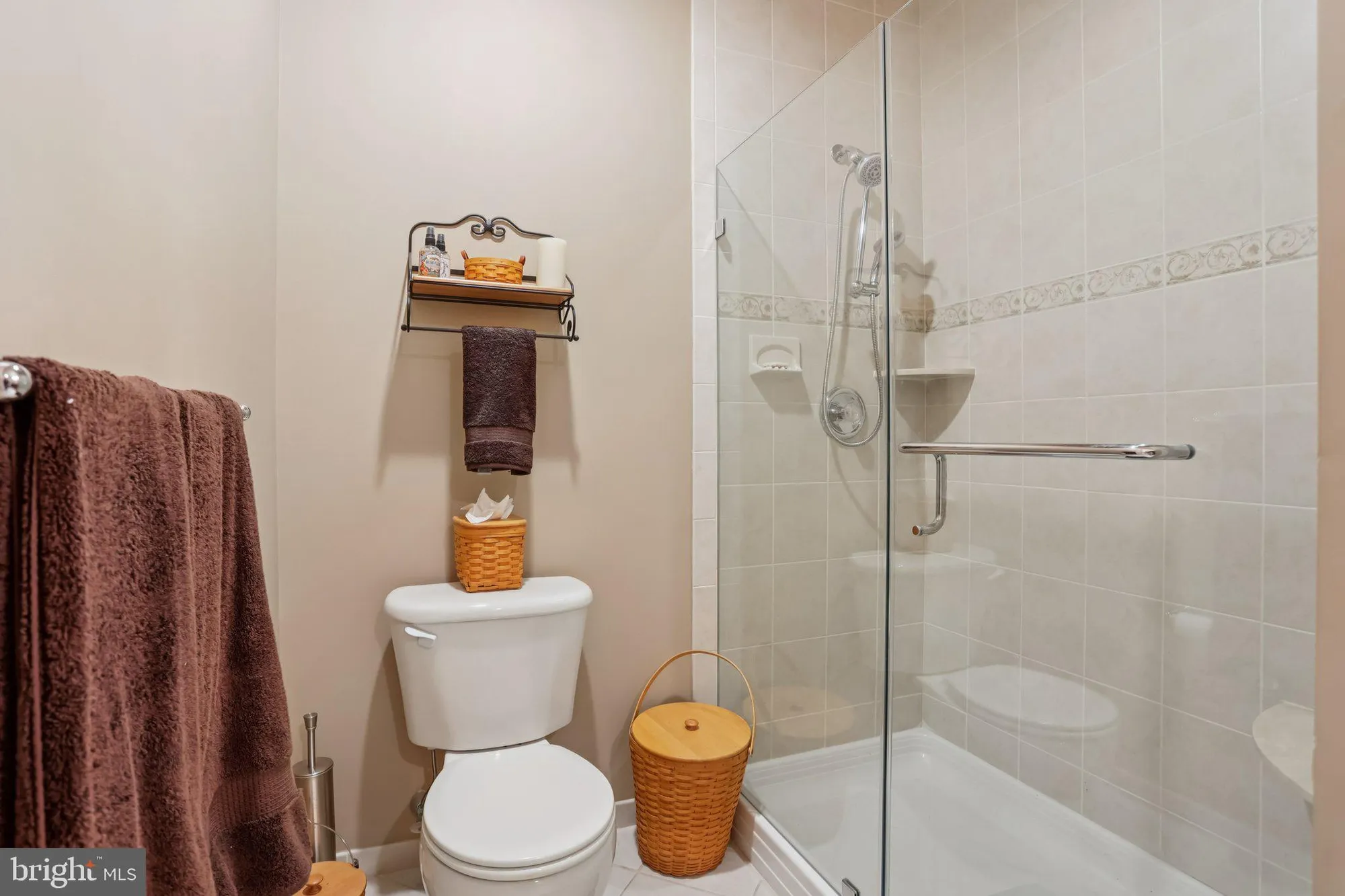 Property Slideshow image 20 of 35 | 100 villa dr 224, Warminster, PA, 18974