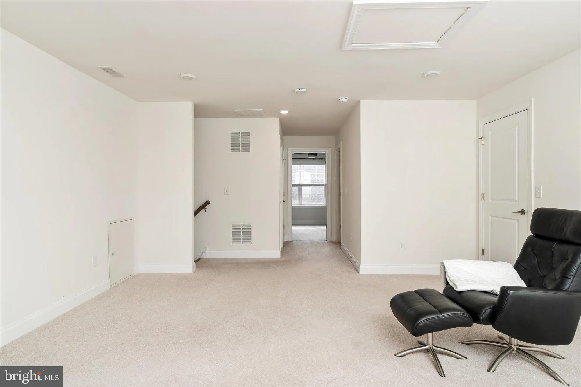 Property Slideshow image 33 of 43 | 50 boardwalk dr, Mount Holly, NJ, 08060