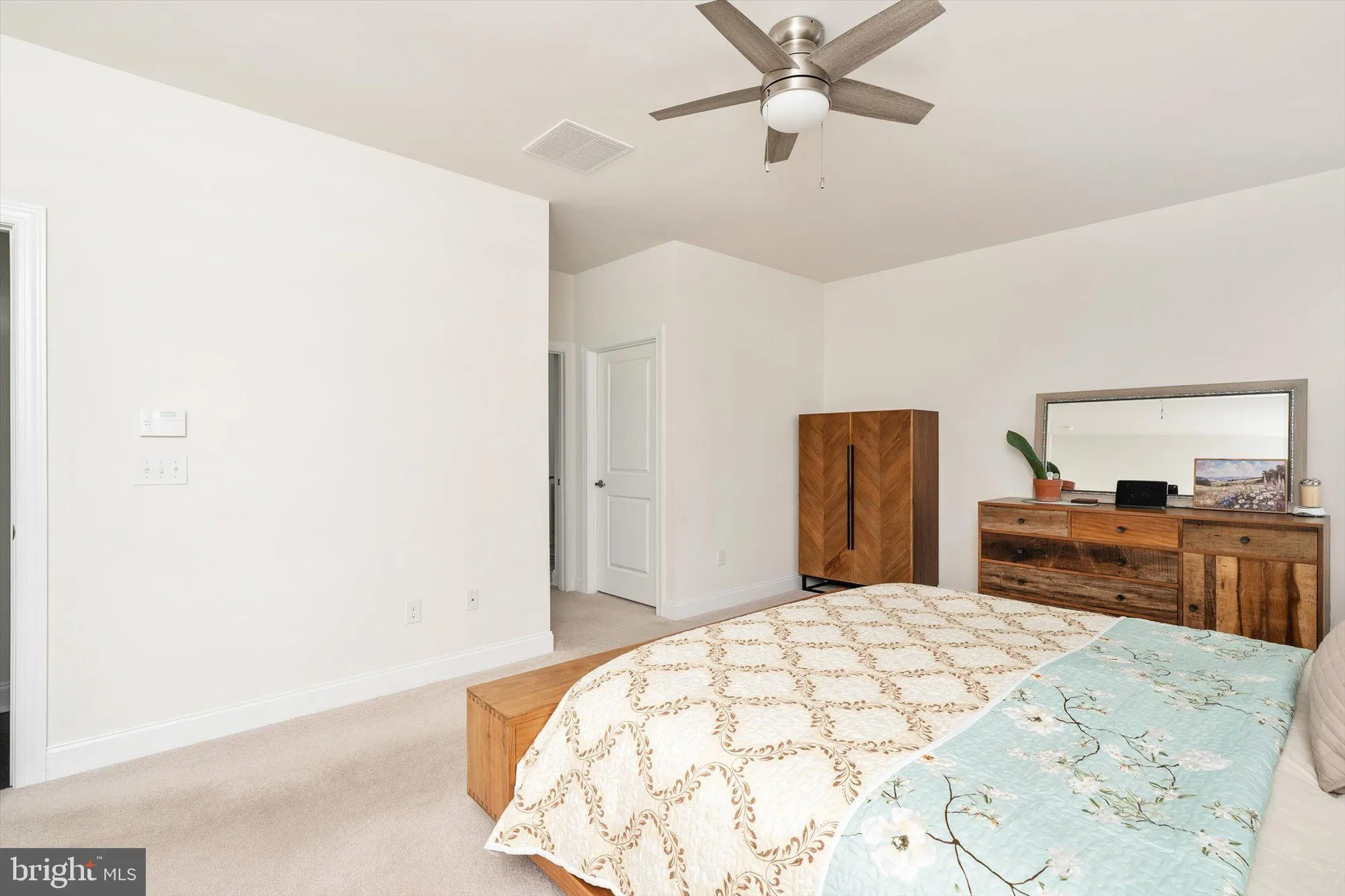 Property Slideshow image 23 of 43 | 50 boardwalk dr, Mount Holly, NJ, 08060