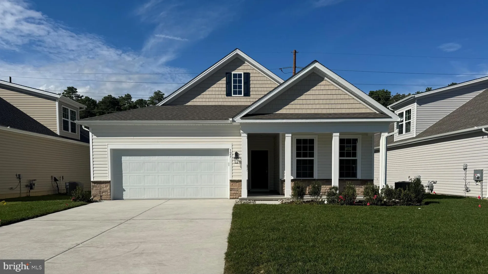 Property Slideshow image 1 of 56 | 123 hilton head ct, Egg Harbor Township, NJ, 08234