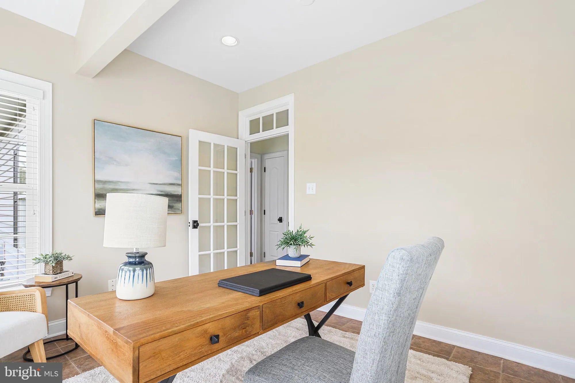 Property Slideshow image 9 of 32 | 1063 belmont ln, Garnet Valley, PA, 19060