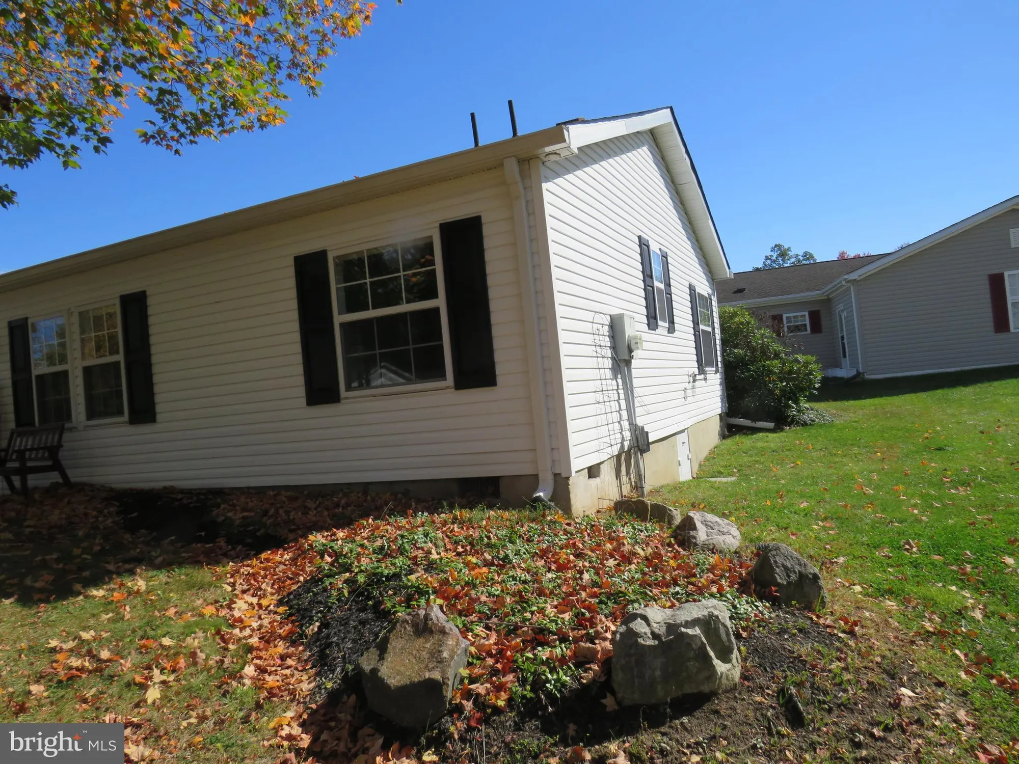 Property Slideshow image 33 of 37 | 183 spring meadow cir, New Hope, PA, 18938