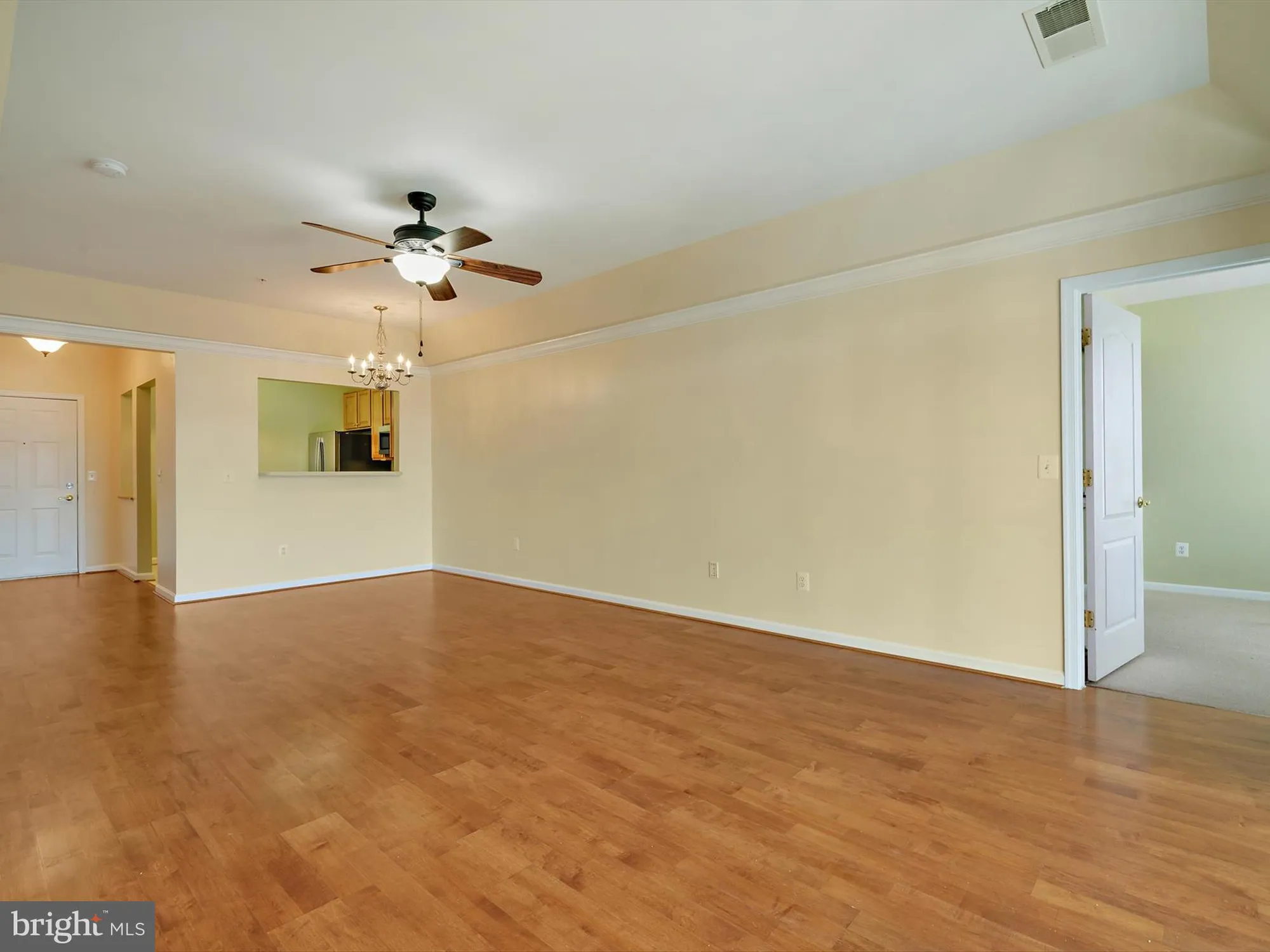 Property Slideshow image 20 of 53 | 8615 fluttering leaf trl 404, Odenton, MD, 21113