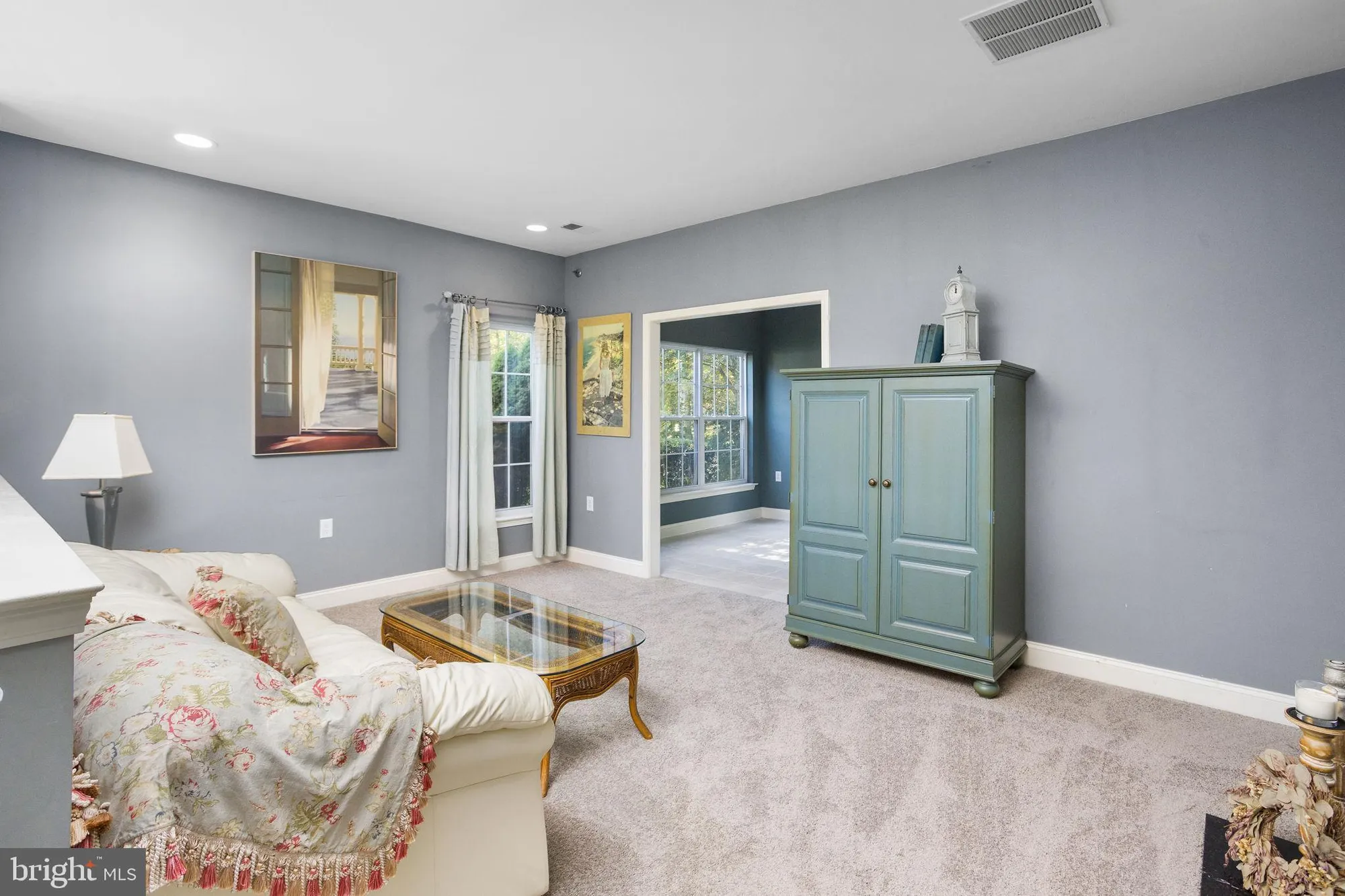 Property Slideshow image 13 of 33 | 75 honeyflower ln, Princeton Junction, NJ, 08550