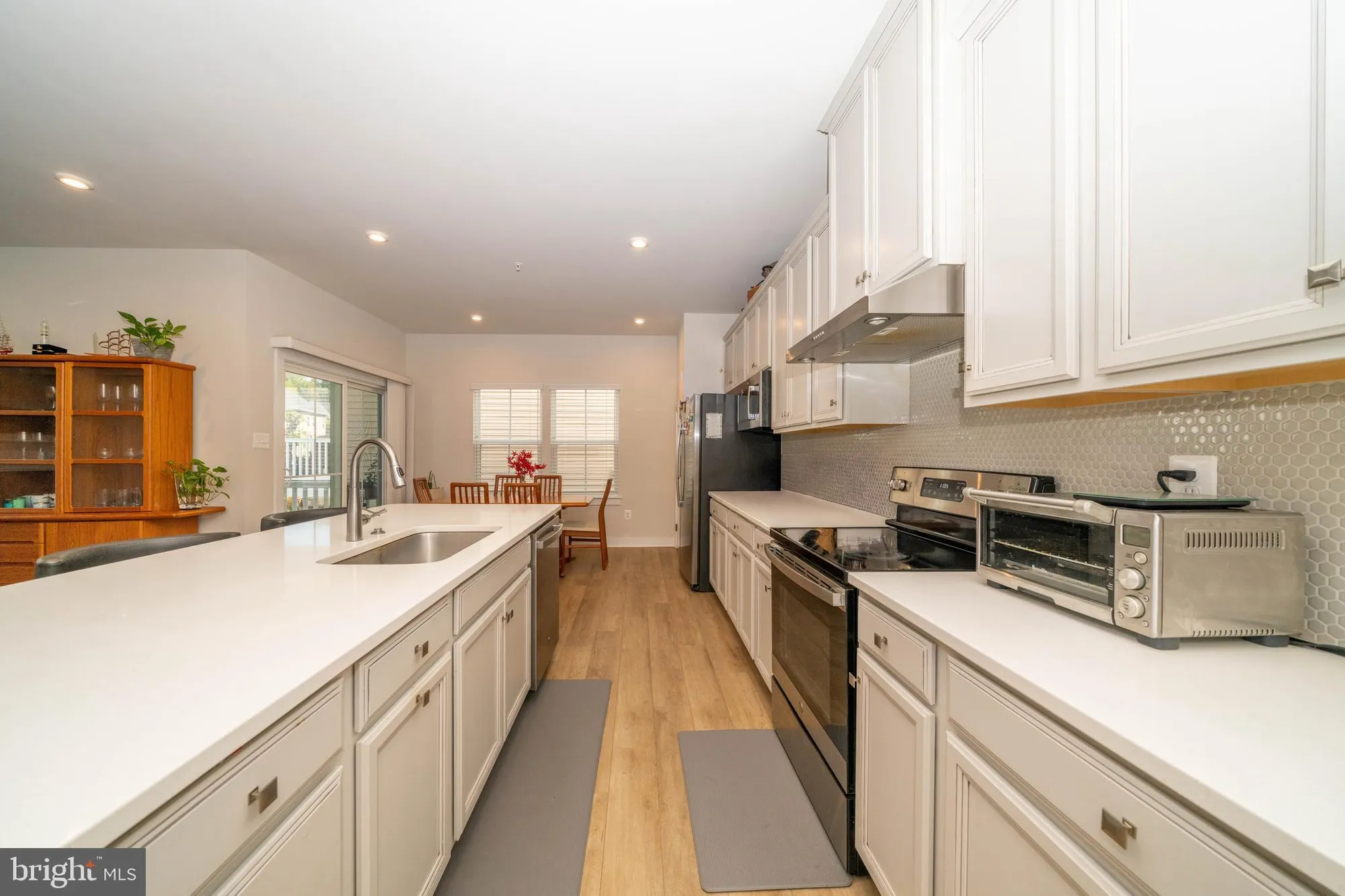 Property Slideshow image 8 of 40 | 1326 stonefly ln, Odenton, MD, 21113