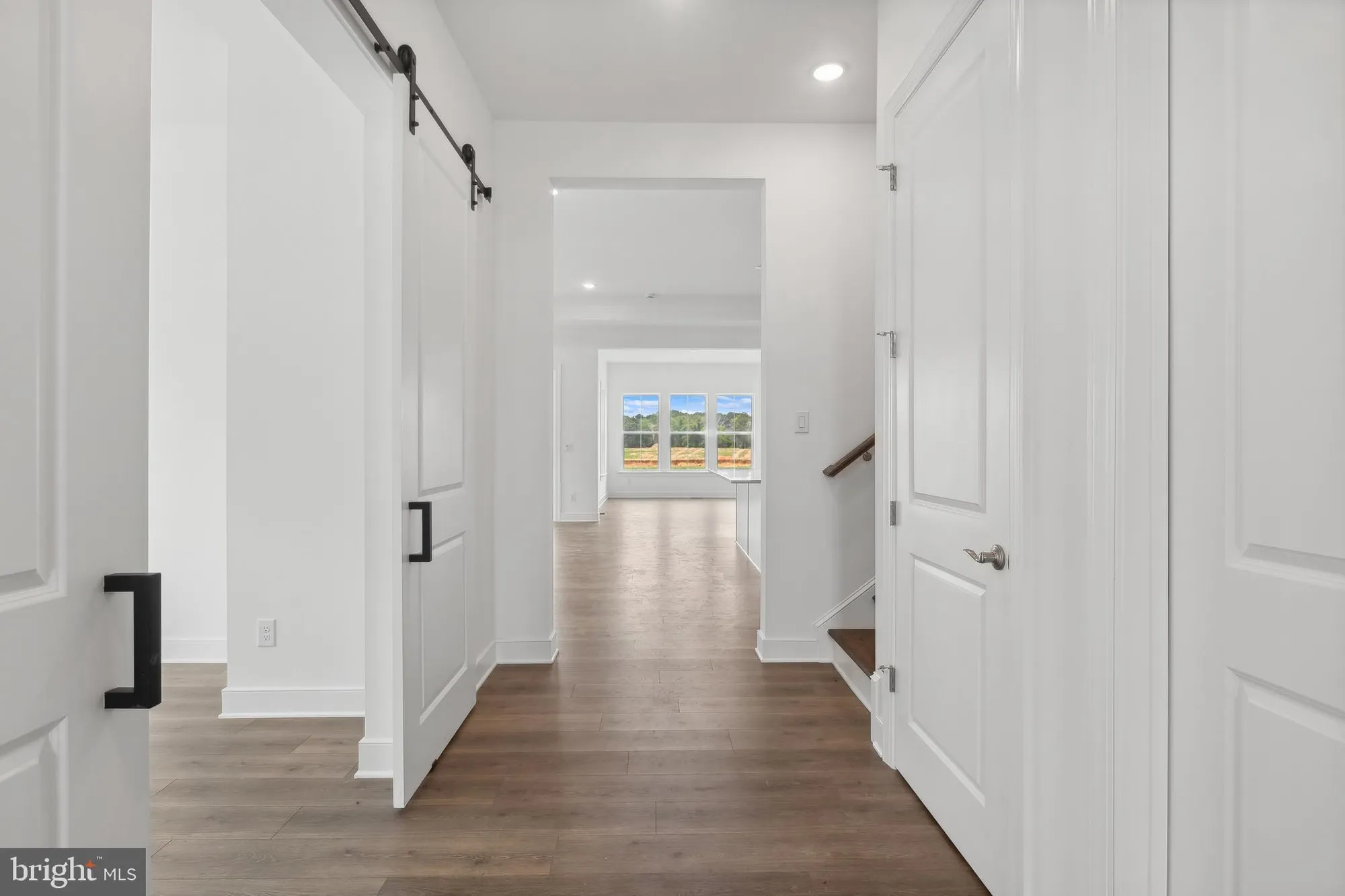 Property Slideshow image 3 of 45 | 527 warbler way, Chester, MD, 21619