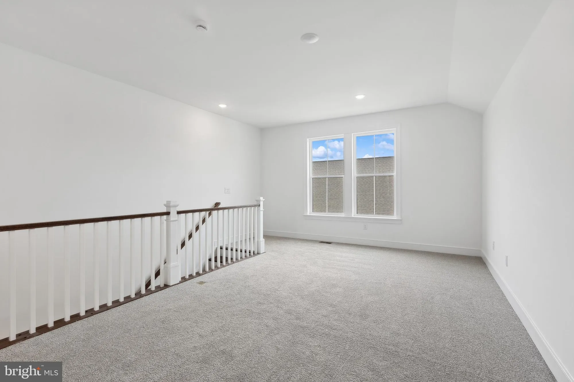 Property Slideshow image 19 of 45 | 527 warbler way, Chester, MD, 21619