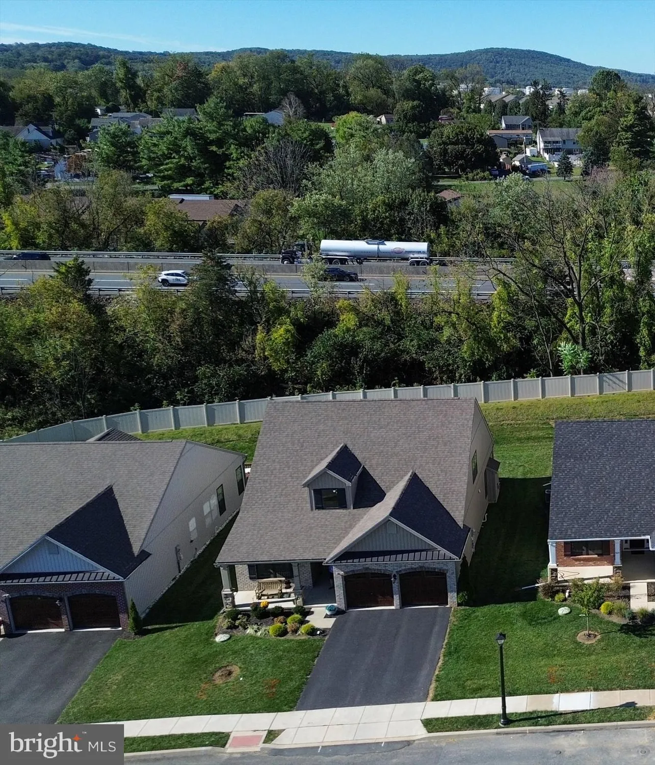 Property Slideshow image 40 of 47 | 3623 daylily dr, Emmaus, PA, 18049