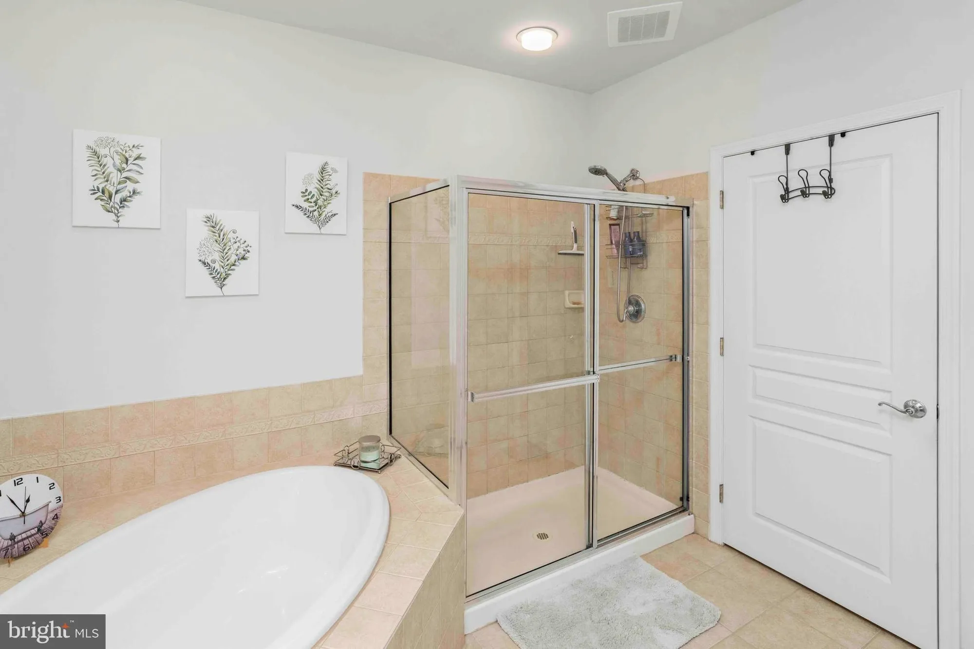 Property Slideshow image 17 of 37 | 1307 lilac ct, Upper Gwynedd, PA, 19446