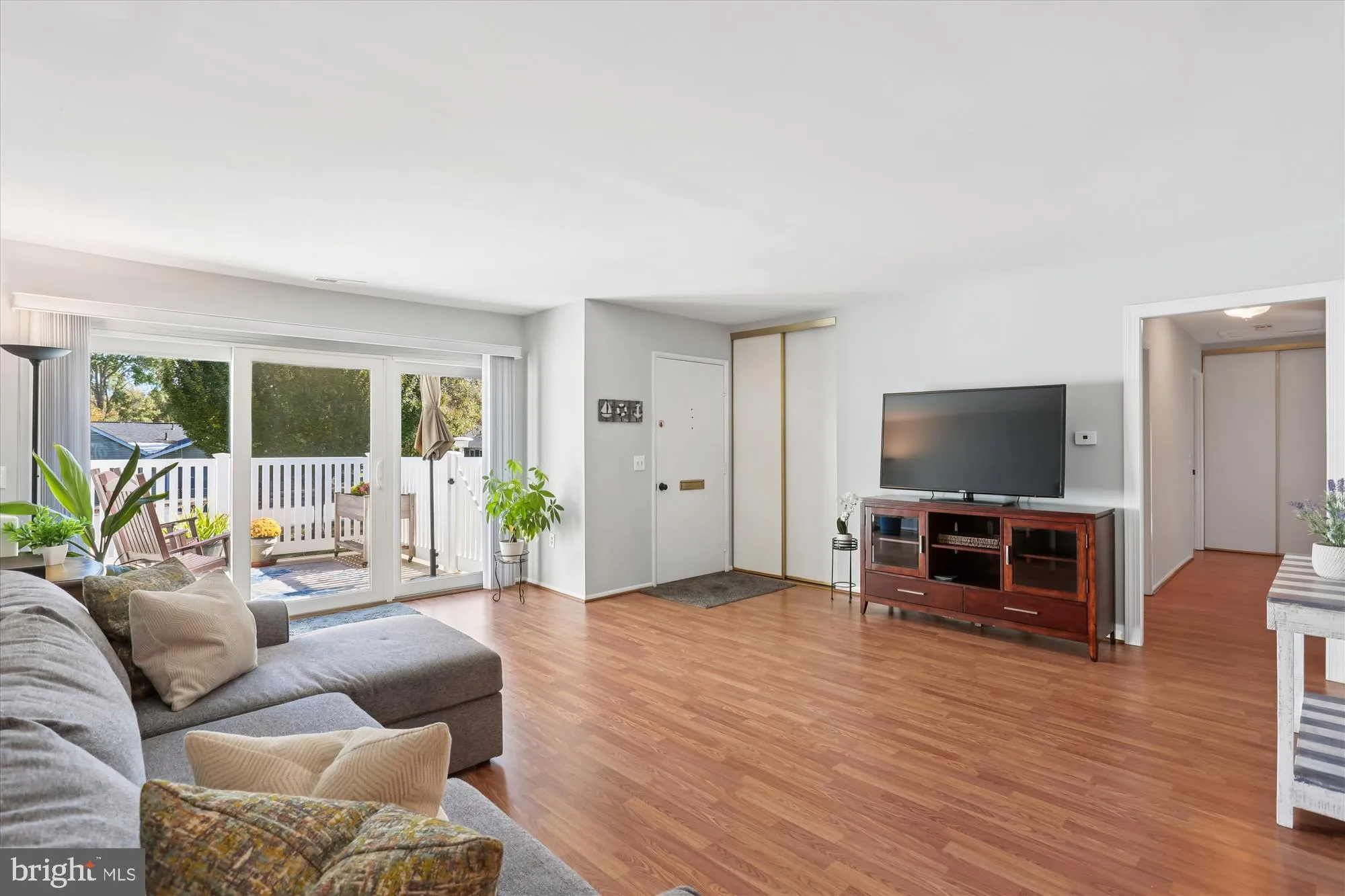 Property Slideshow image 8 of 51 | 15032 westholm ct # 268-d, Silver Spring, MD, 20906