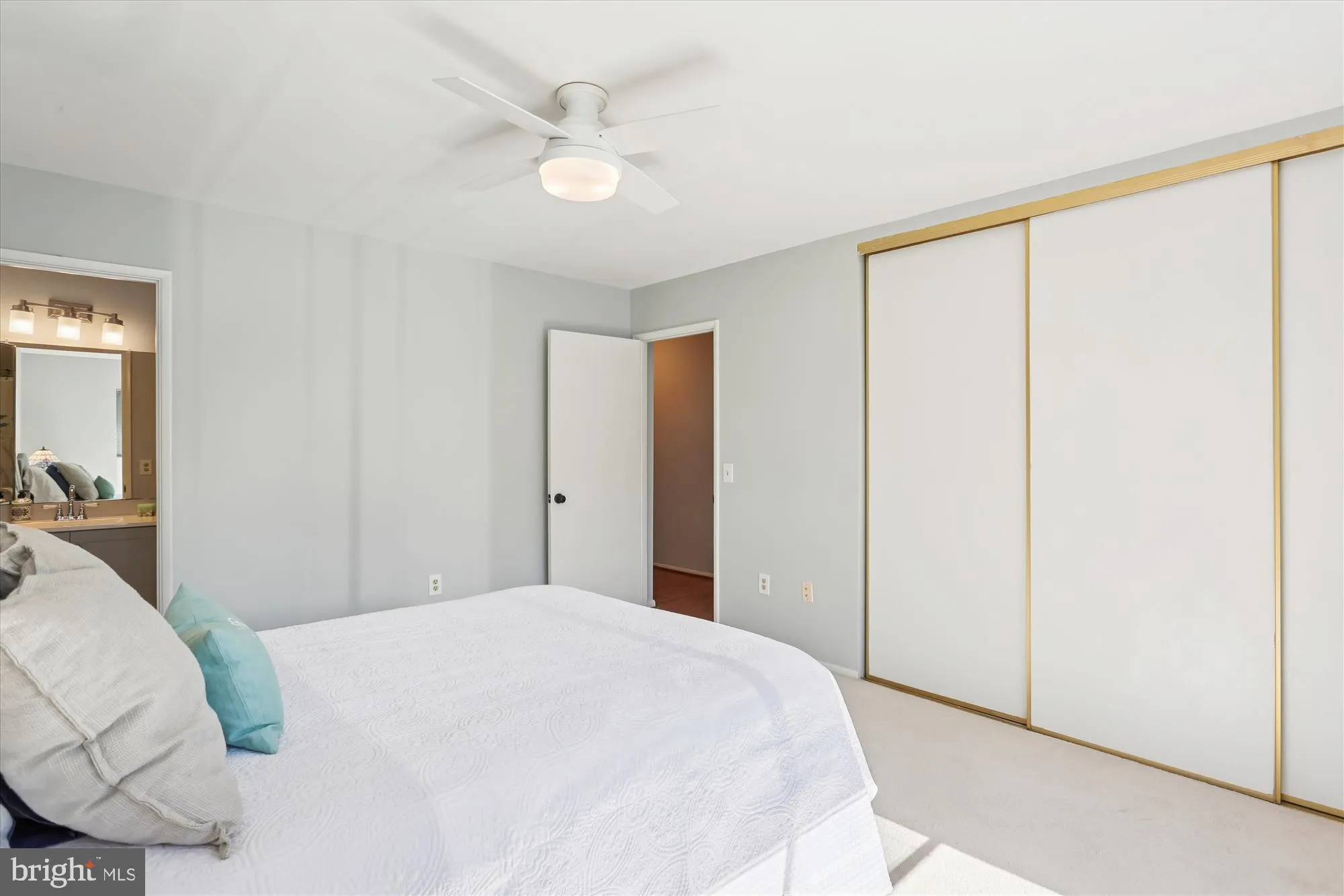 Property Slideshow image 20 of 51 | 15032 westholm ct # 268-d, Silver Spring, MD, 20906