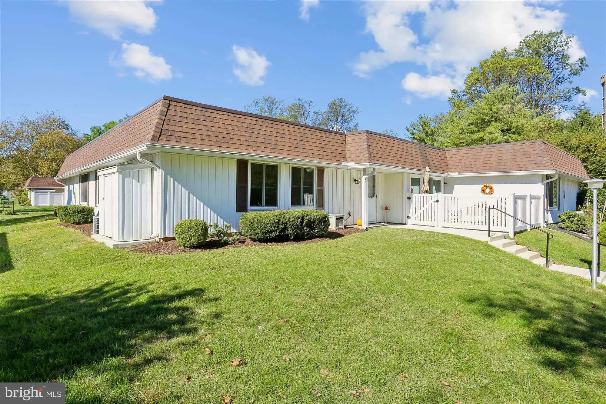 Property Slideshow image 1 of 51 | 15032 westholm ct # 268-d, Silver Spring, MD, 20906