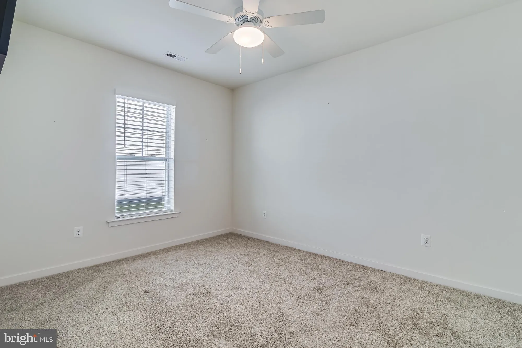 Property Slideshow image 34 of 37 | 9 gramby ct, La Plata, MD, 20646