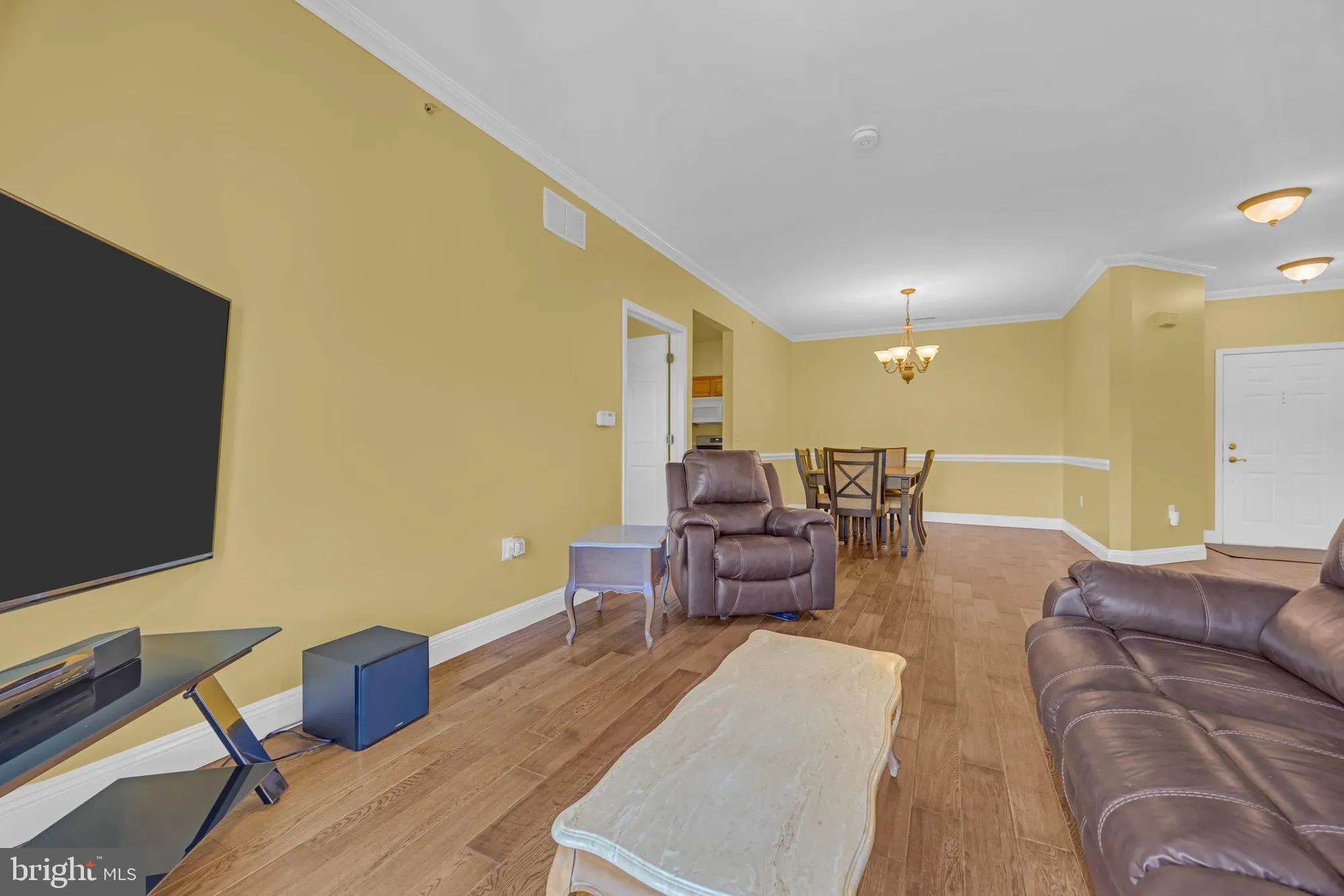 Property Slideshow image 8 of 27 | 540 cranbury rd 410, East Brunswick, NJ, 08816