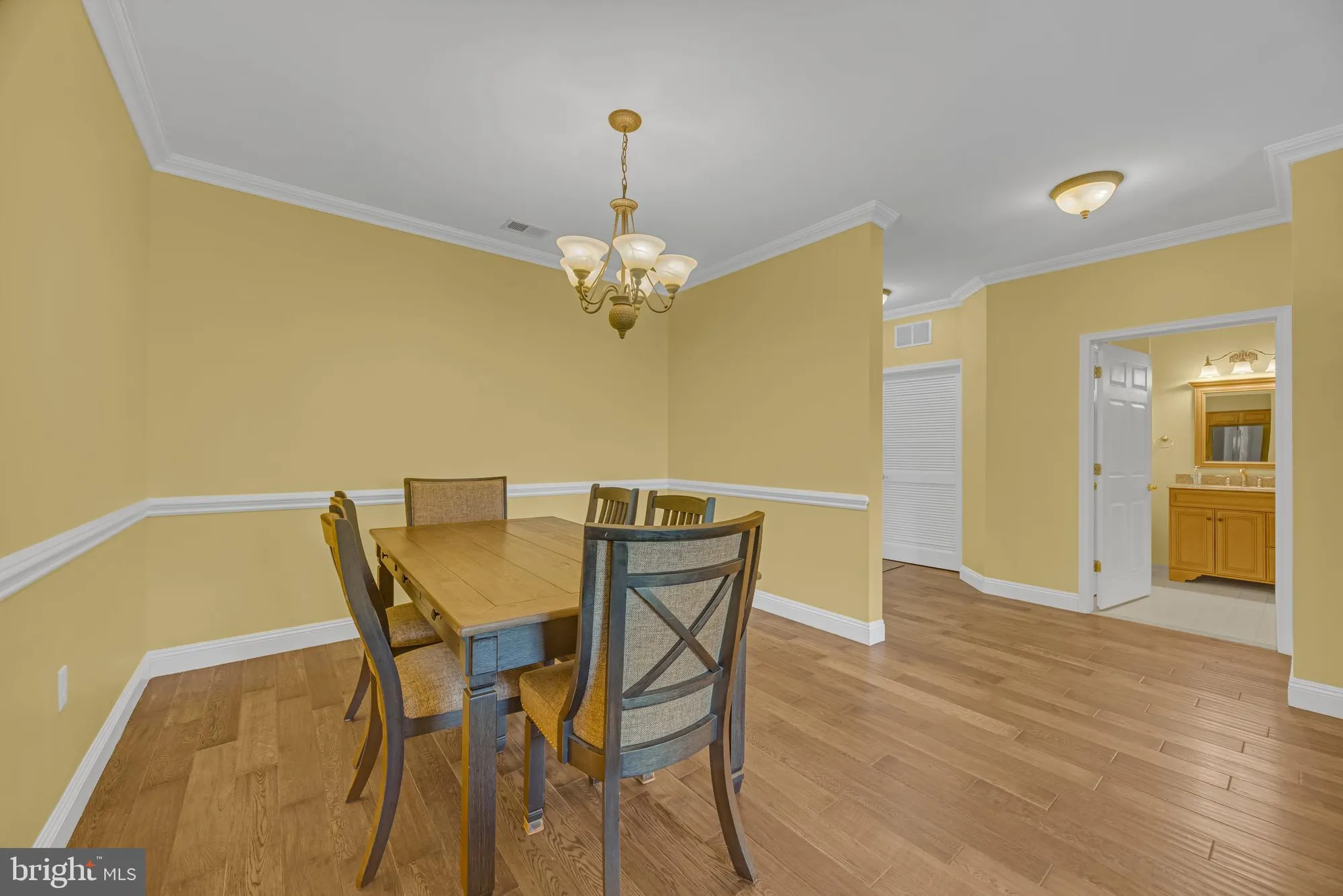 Property Slideshow image 7 of 27 | 540 cranbury rd 410, East Brunswick, NJ, 08816