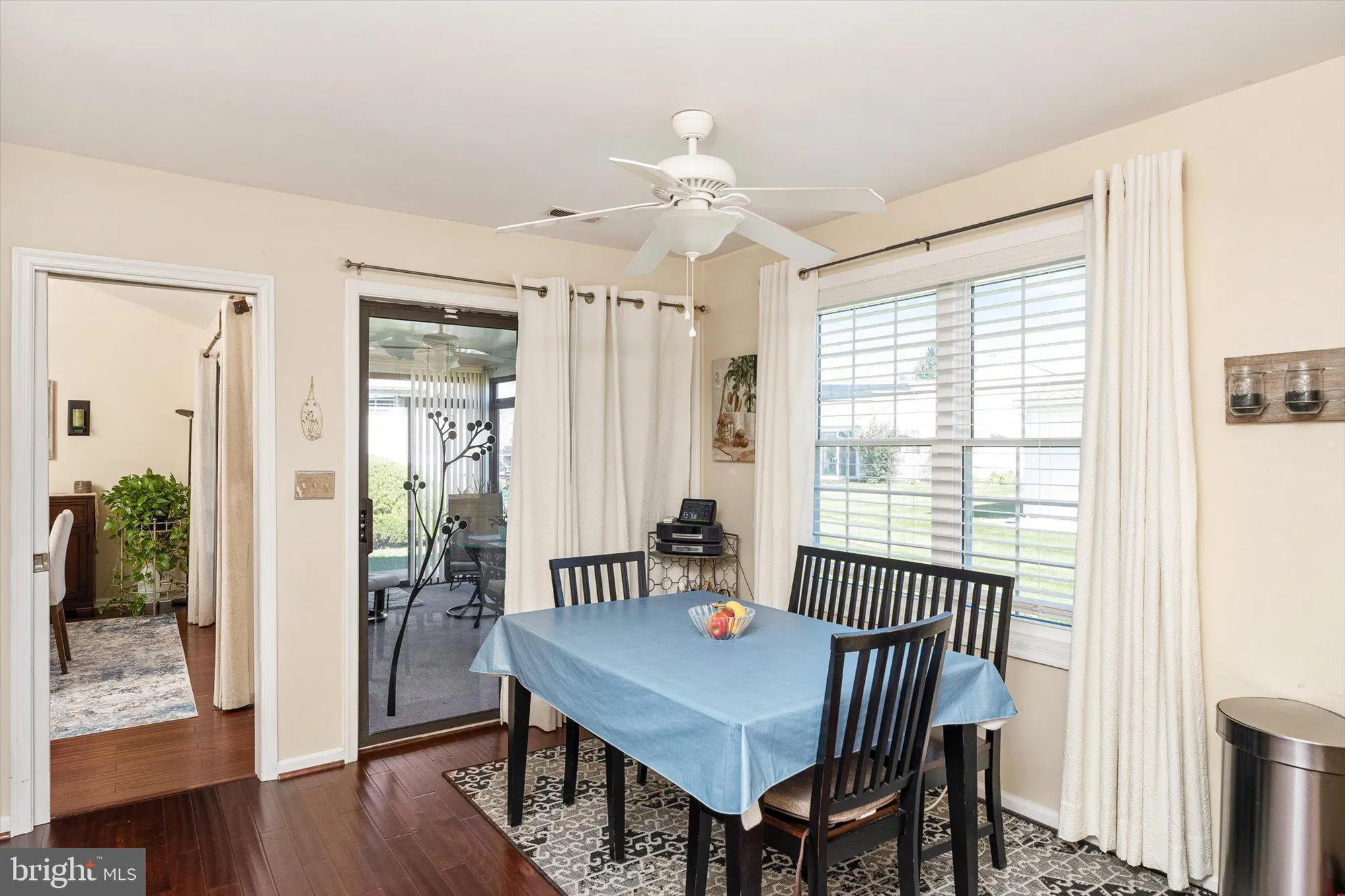 Property Slideshow image 9 of 28 | 21 horseshoe ln, Columbus, NJ, 08022