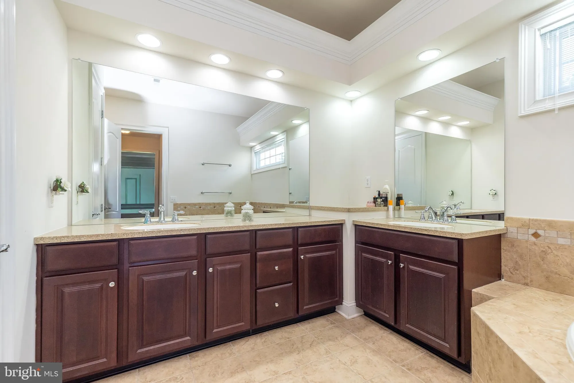 Property Slideshow image 29 of 53 | 261 goldenrod dr, Upper Gwynedd, PA, 19446