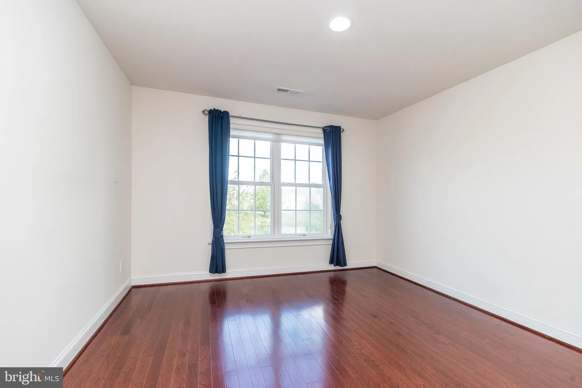 Property Slideshow image 37 of 53 | 261 goldenrod dr, Upper Gwynedd, PA, 19446